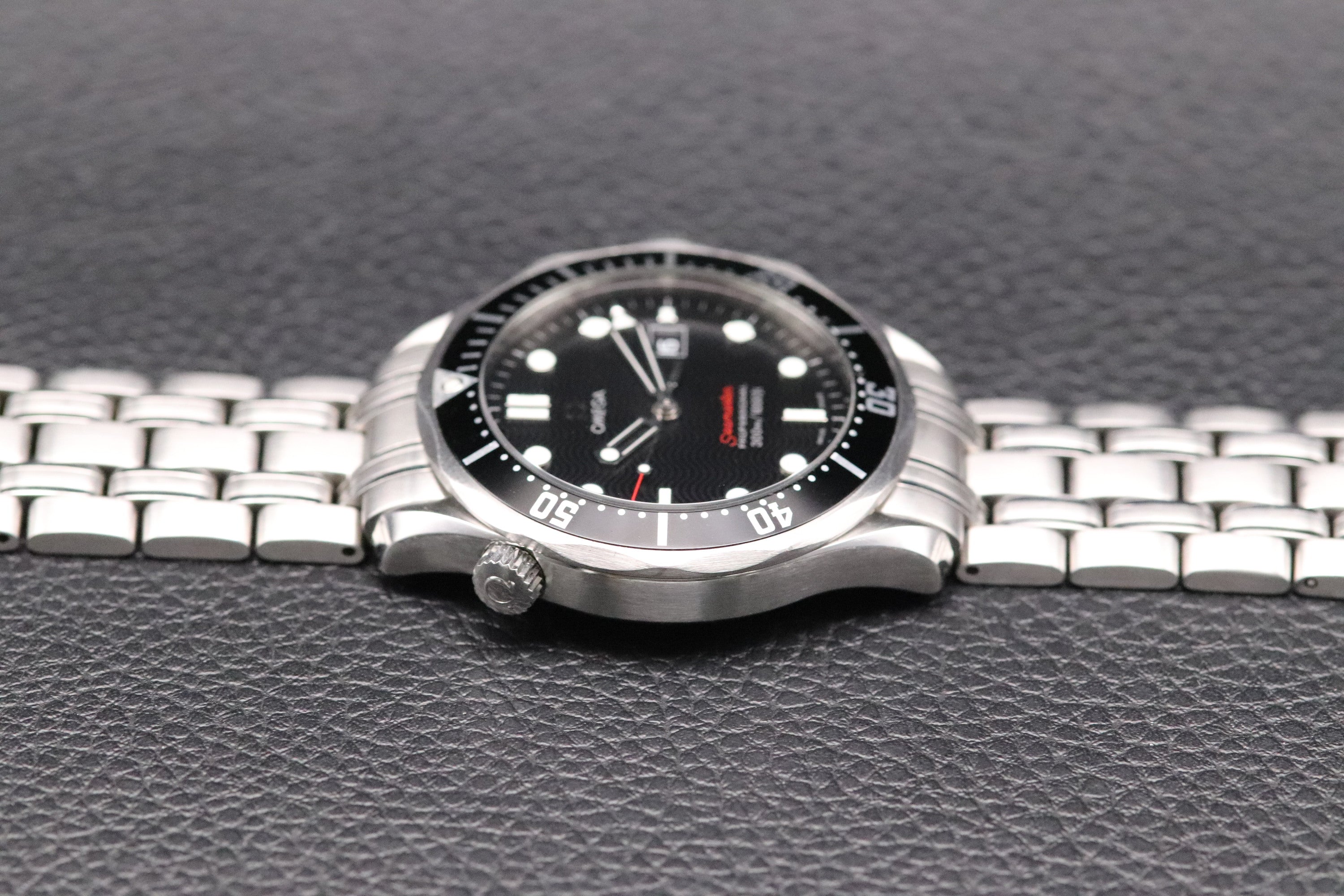 Omega Seamaster Diver 300M 212.30.41.61.01.001 Black Dial 2016