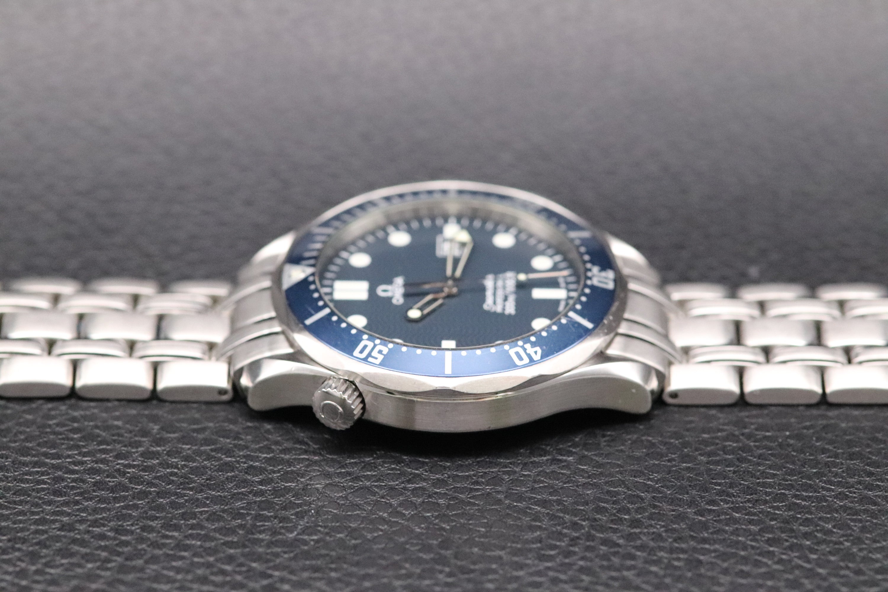 Omega Seamaster James Bond 2541.80 Blue 1998