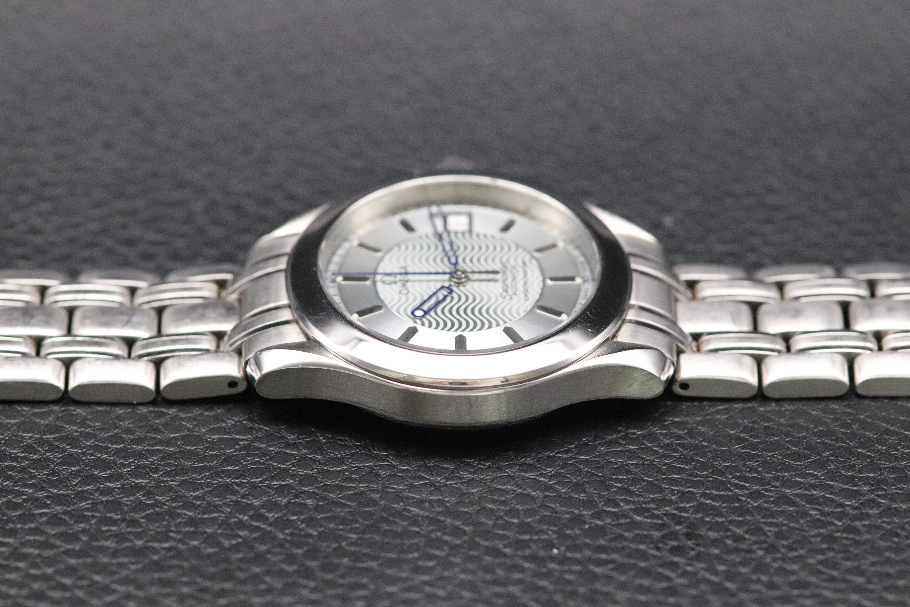 Omega Seamaster 2501.31 Silver Dial 1999