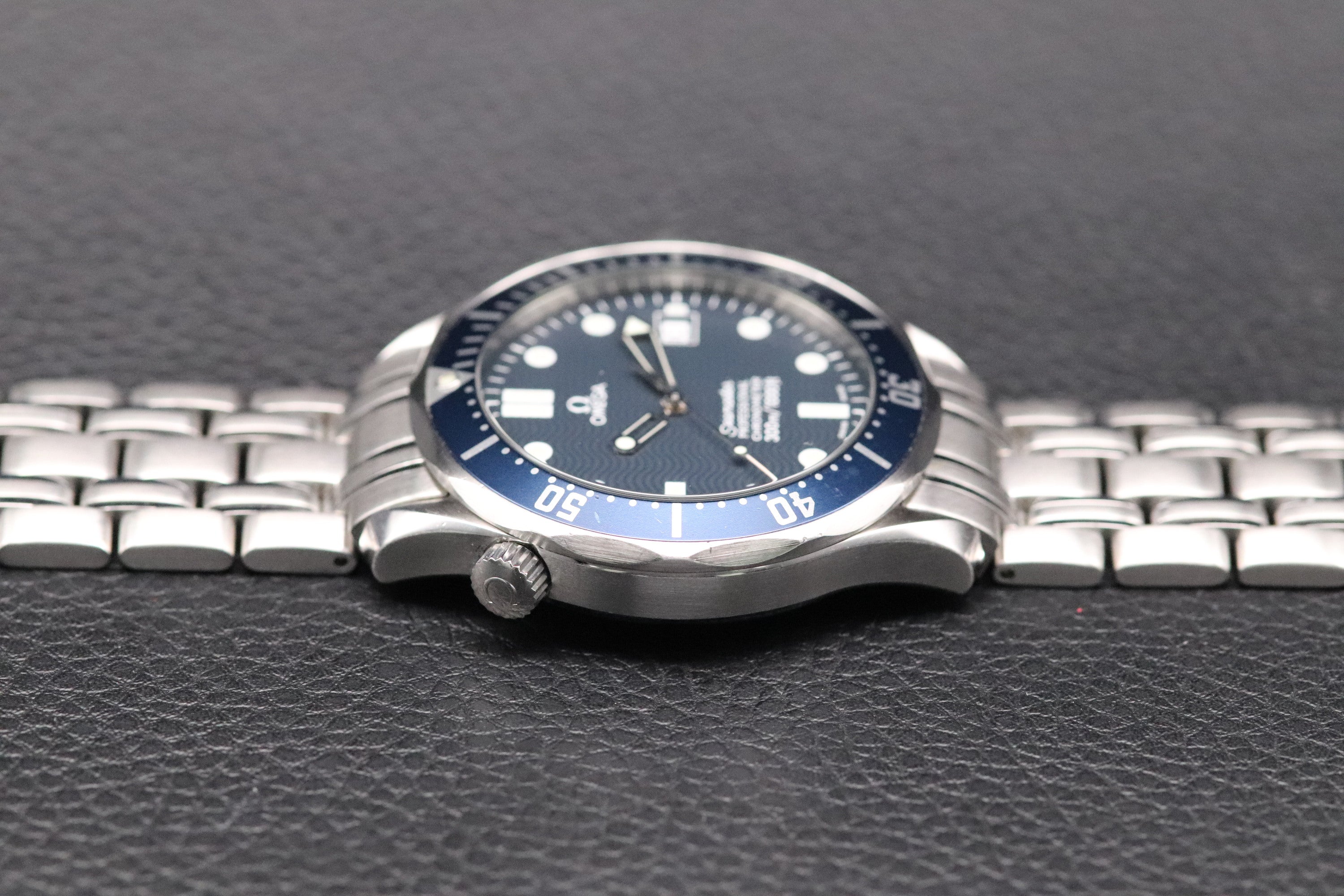 Omega Seamaster James Bond 2531.80 Blue 1999