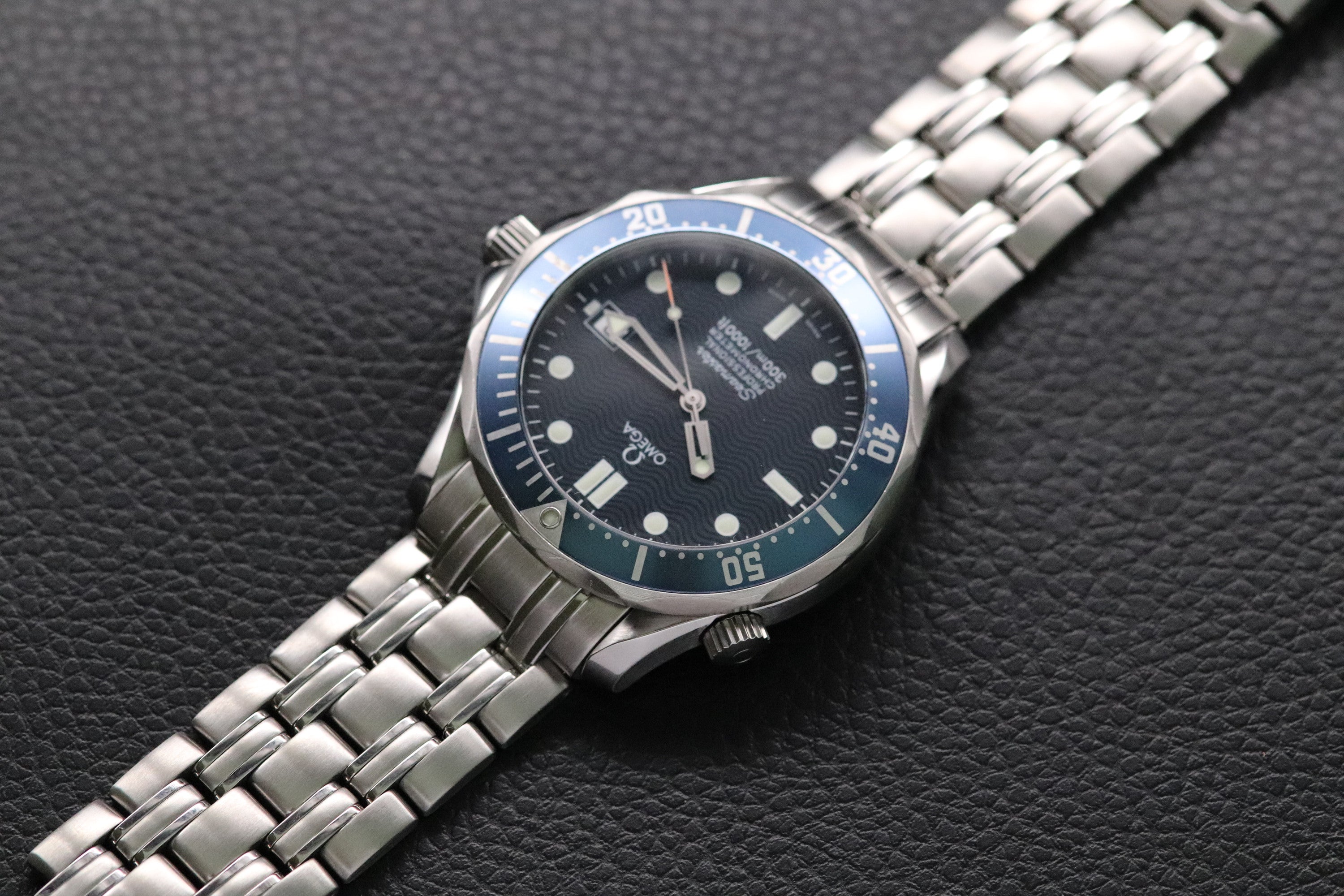 Omega Seamaster 2531.80 James Bond 2000 Papers