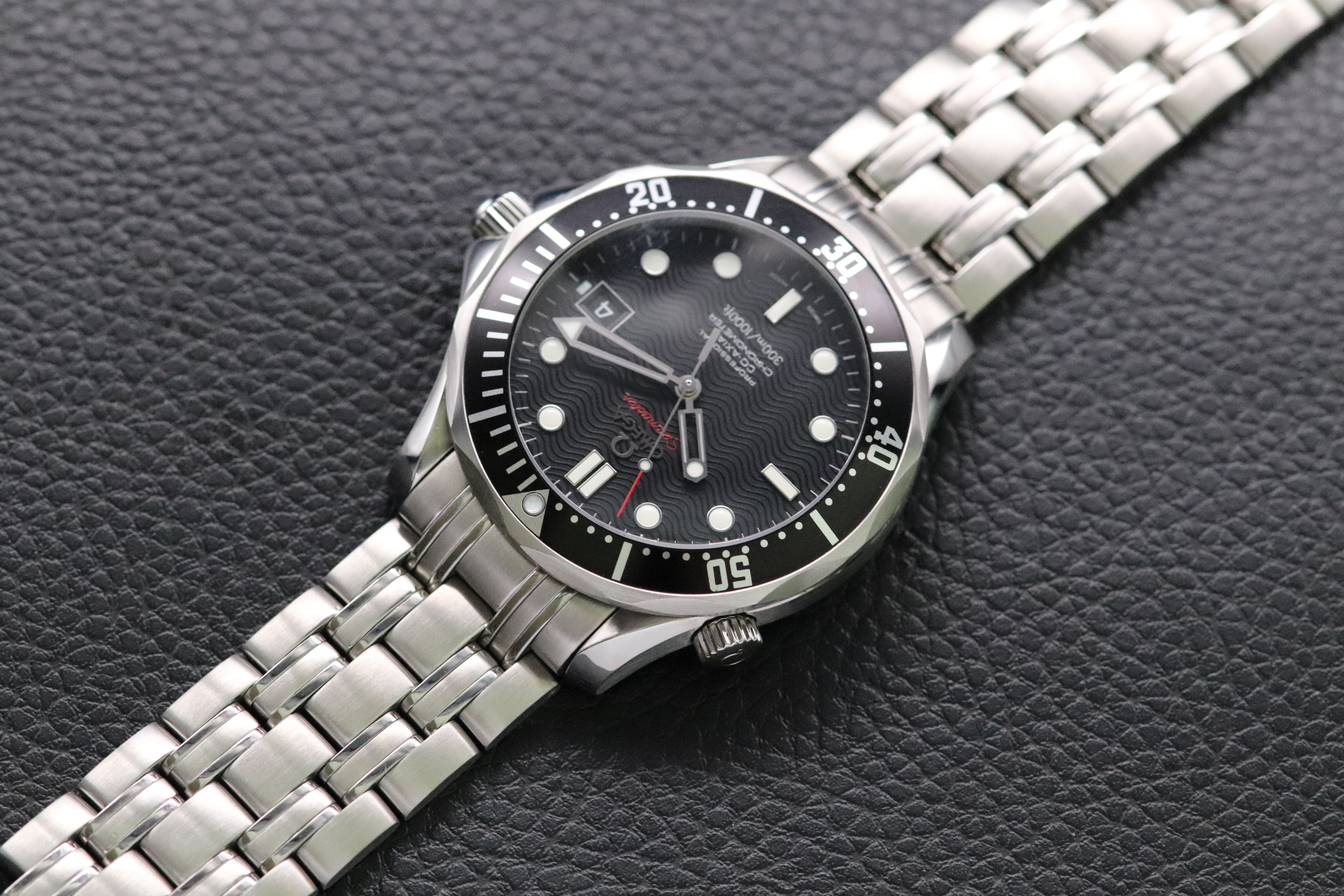 Omega Seamaster 212.30.41.20.01.002 Black Dial 2018 Papers