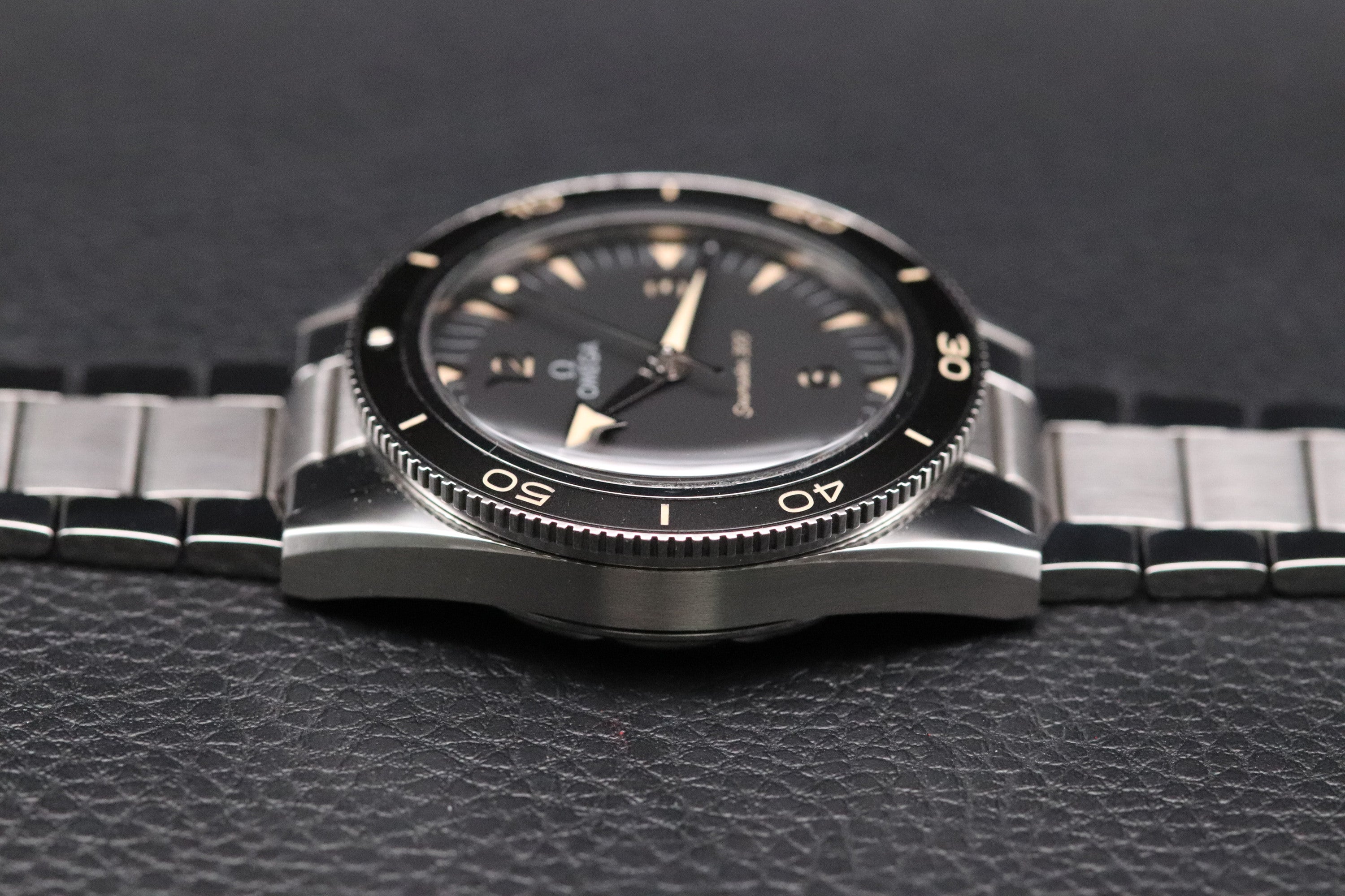 Omega Seamaster 300 234.30.41.21.01.001 Fullset 2022 Box+Papers