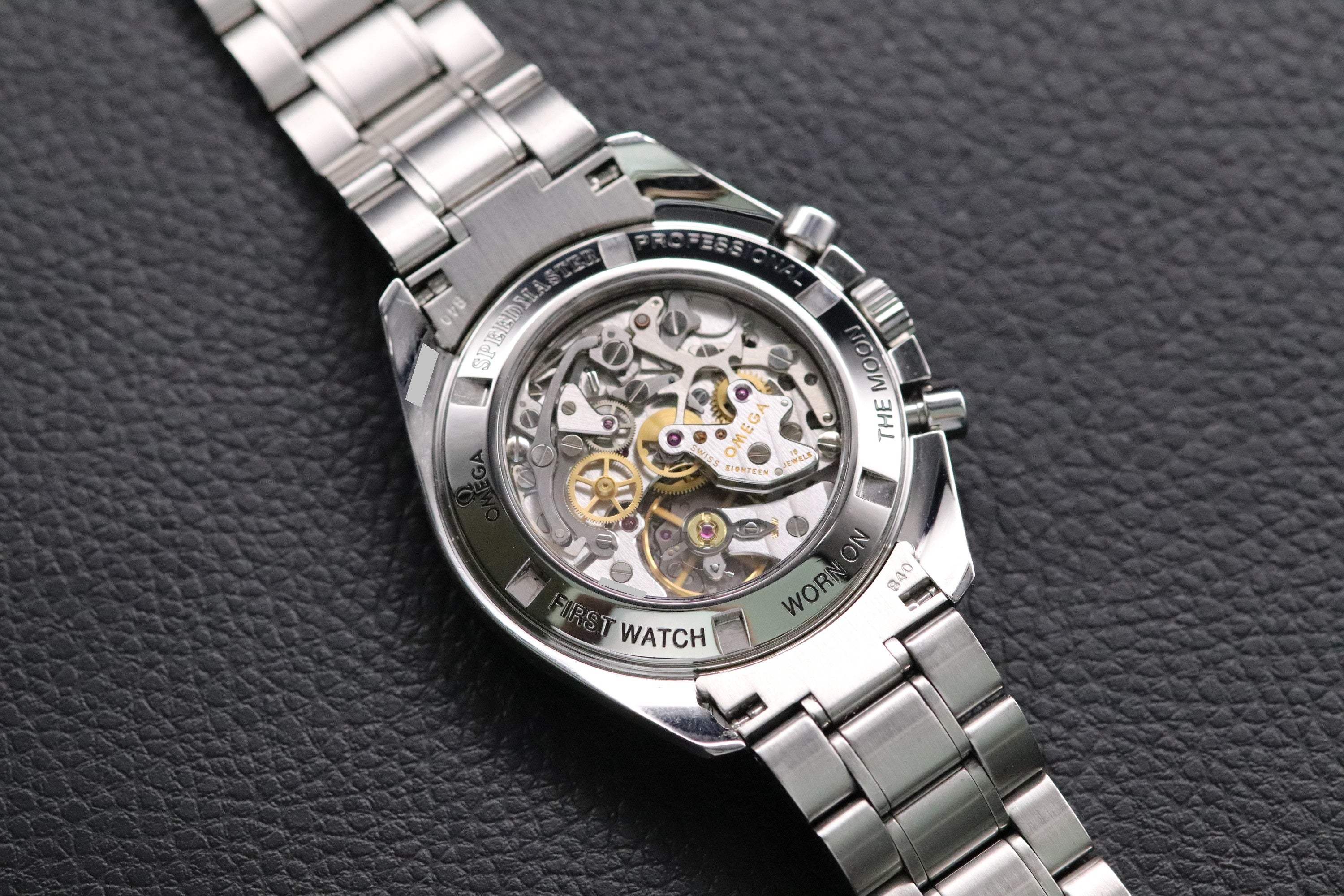 Omega Speedmaster Moonwatch 3572.50 Glass Bottom 2005