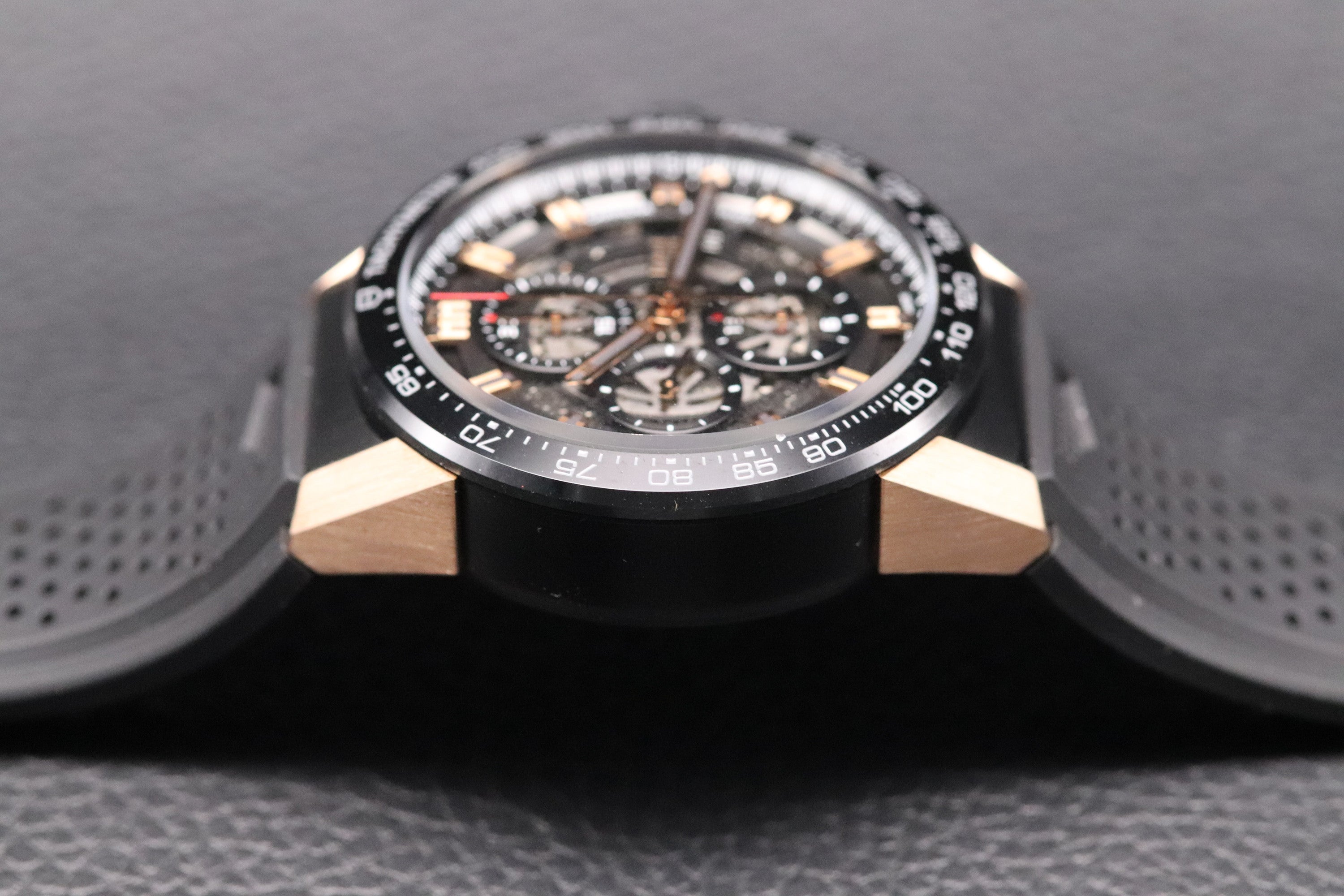 Tag Heuer Carrera Calibre Heuer 01 CAR205A.FT6087 Fullset 2020 Box+Papers