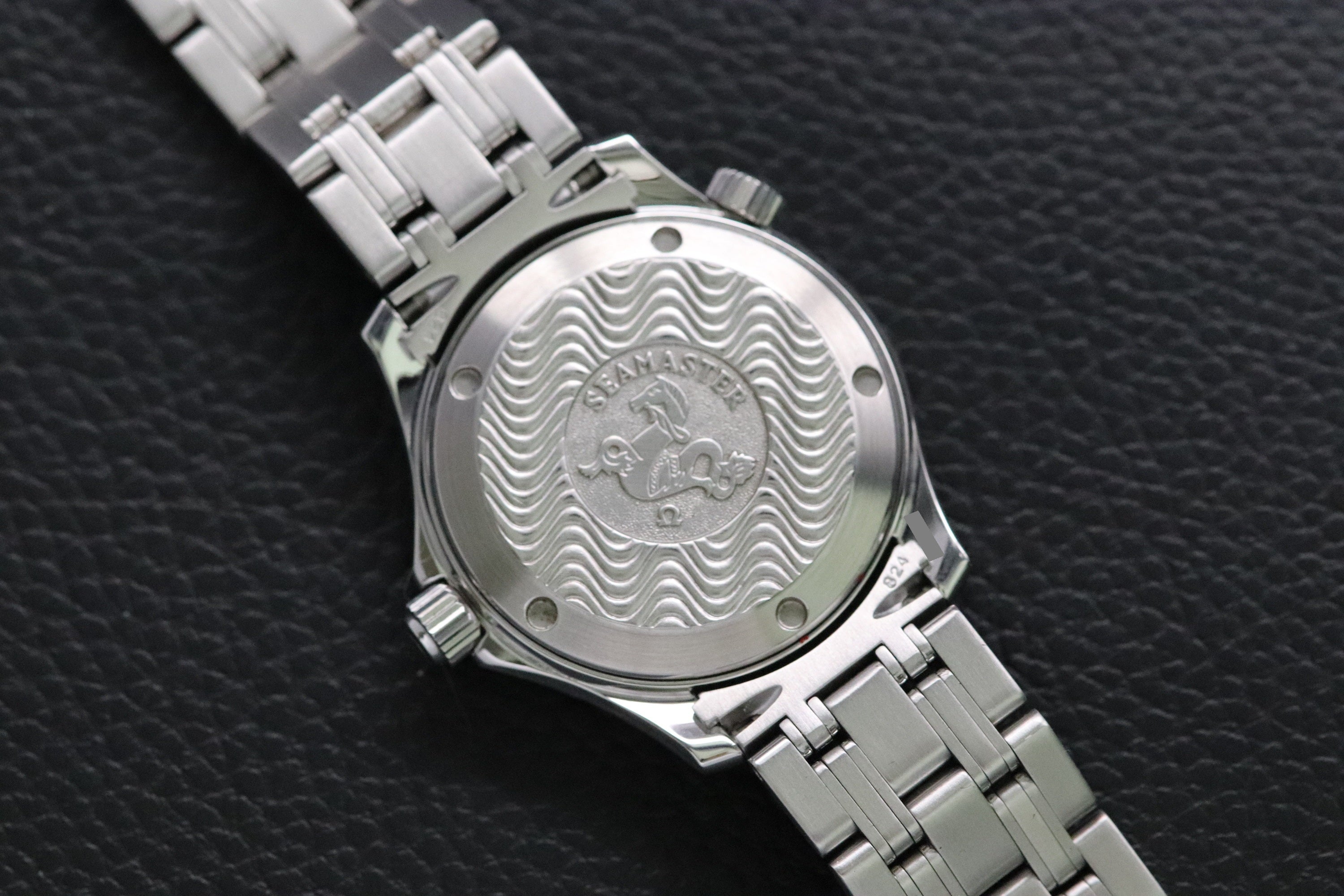 Omega Seamaster 300 2561.80 Blue Dial 1998