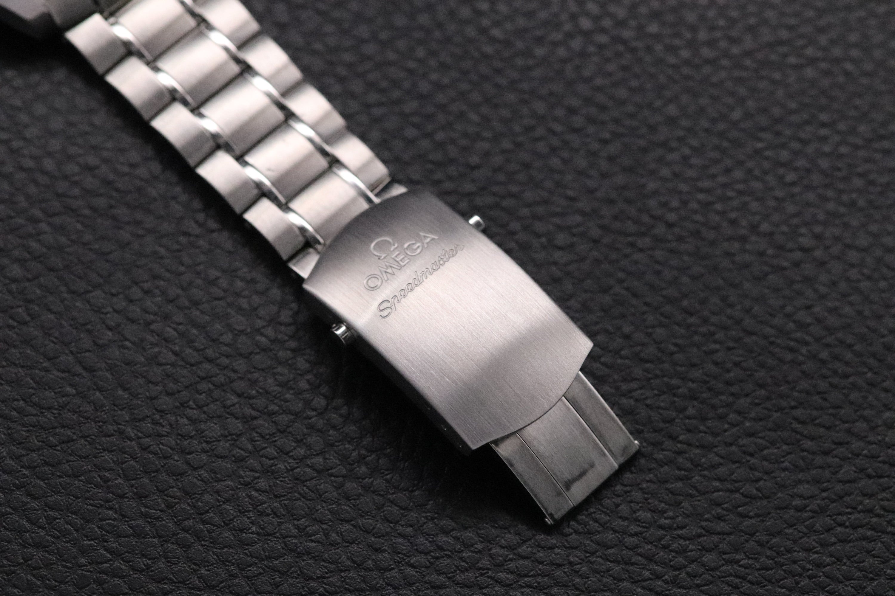 Omega Speedmaster Date 3210.50 Papers 2009