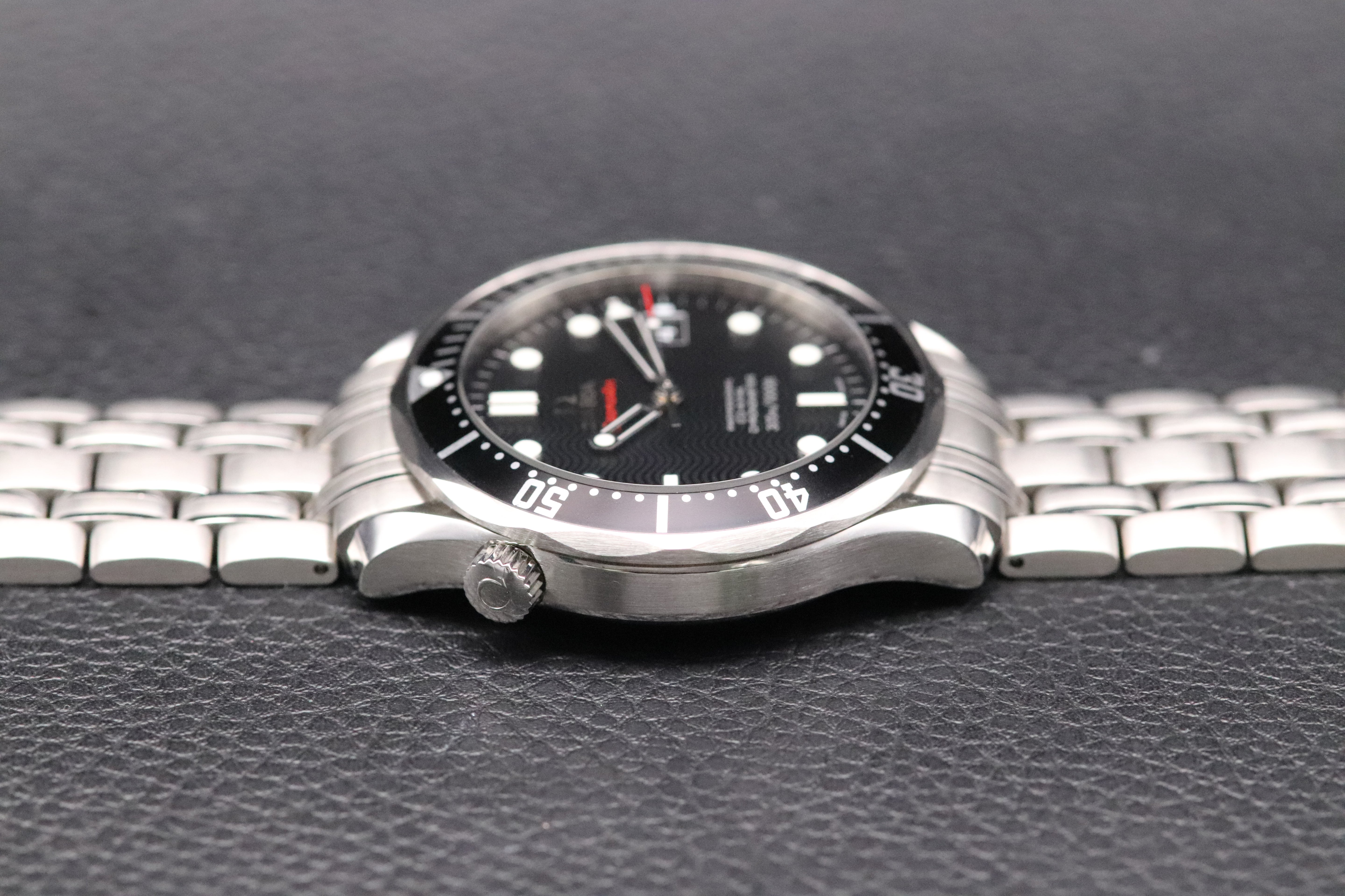 Omega Seamaster 212.30.41.20.01.002 Black Dial 2018 Papers