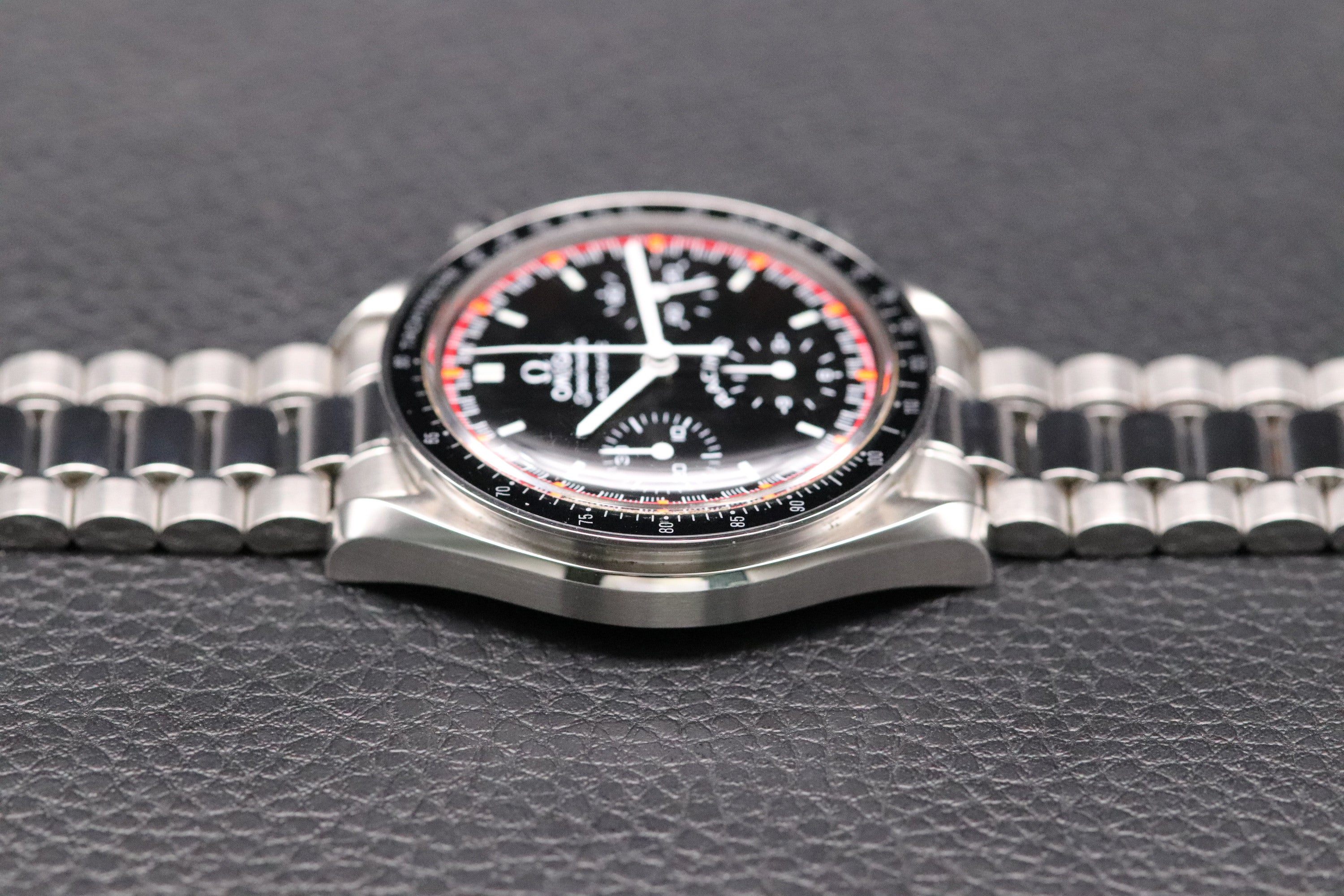 Omega Speedmaster Reduced 3518.50 Michael Schumacher 2001 Papers