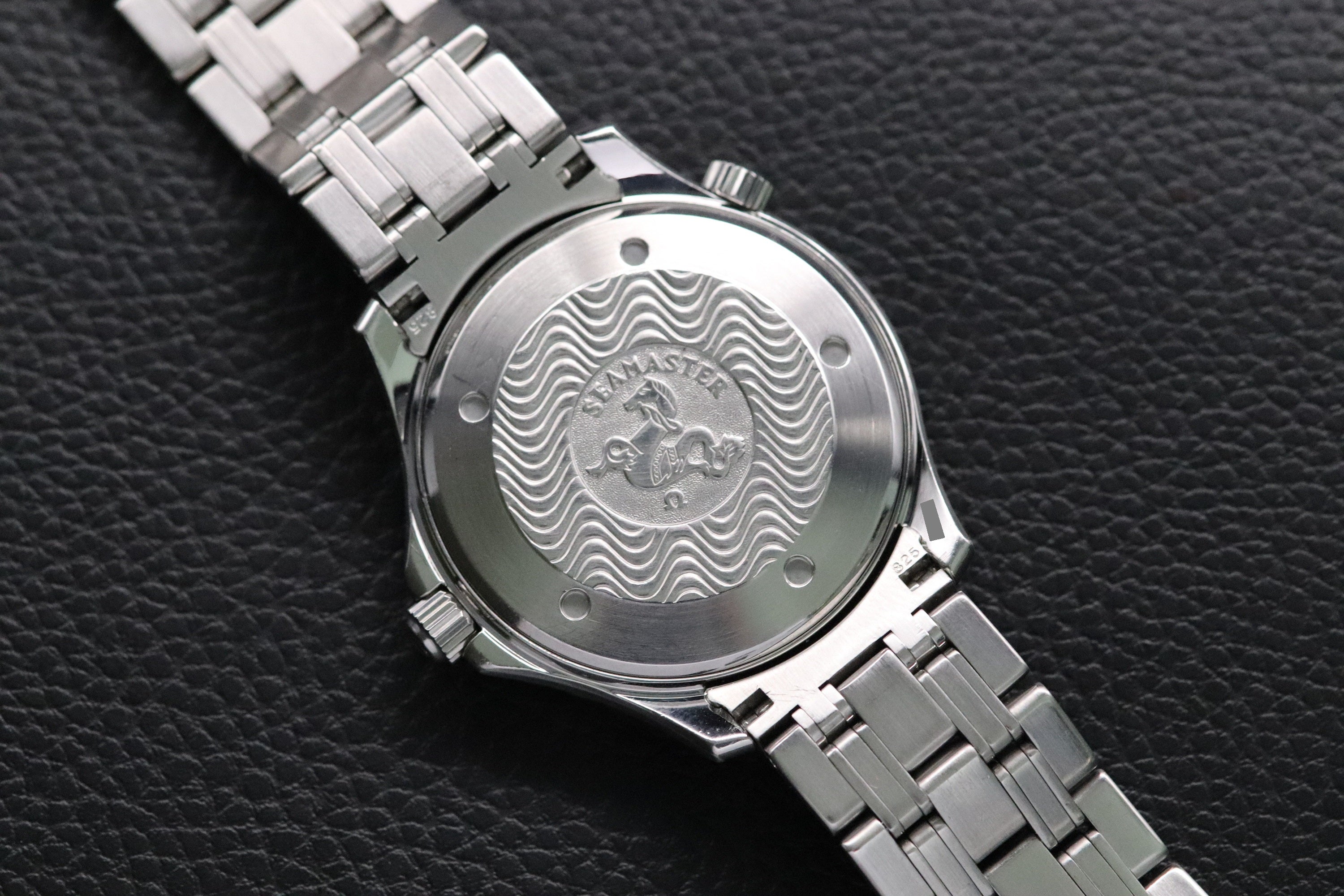 Omega Seamaster James Bond 2531.80 Blue 1999