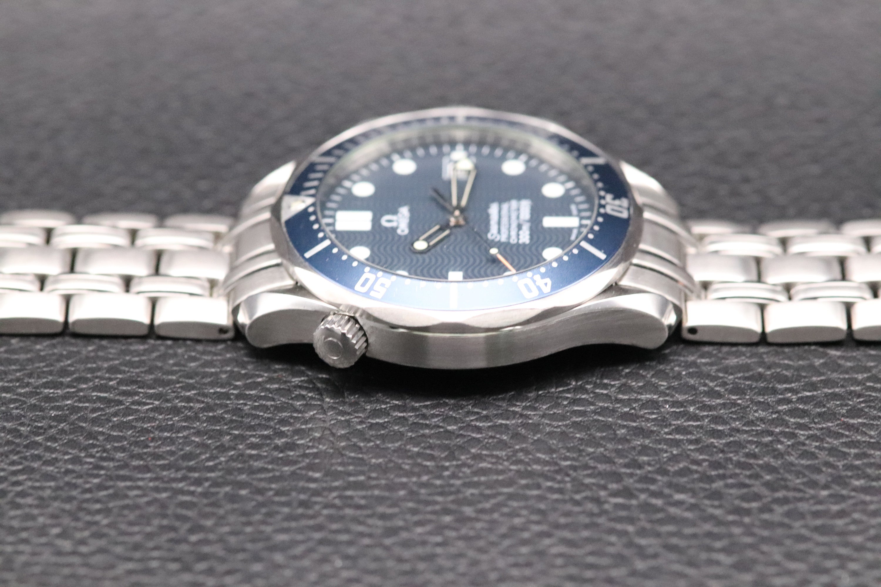 Omega Seamaster 2531.80 James Bond 2000 Papers