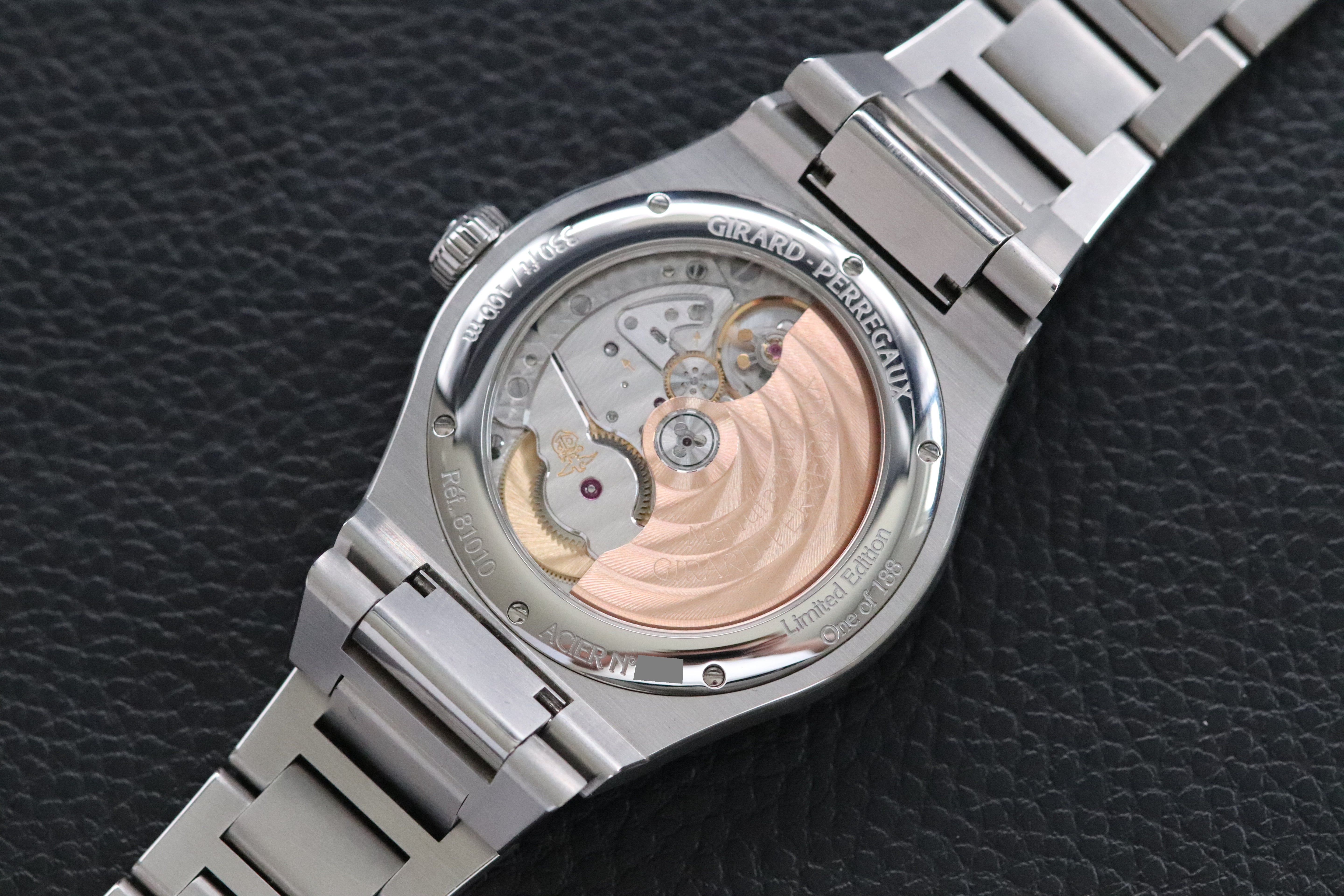 Girard Perregaux Laureato Infinity Edition 81010-11-636-11A Onyx Dial Fullset 2024 Box+Papers