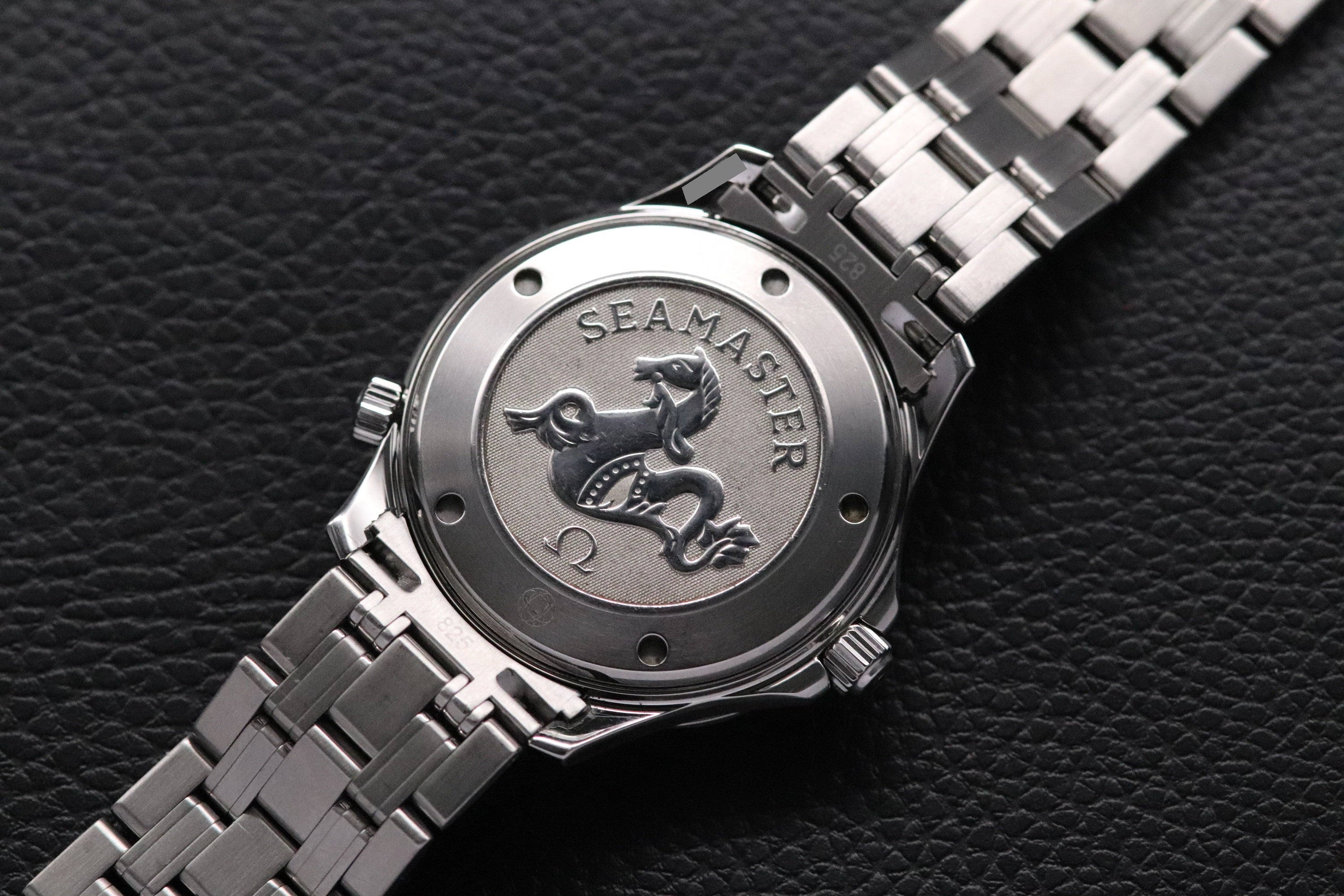 Omega Seamaster 212.30.41.20.01.002 Papers 2012