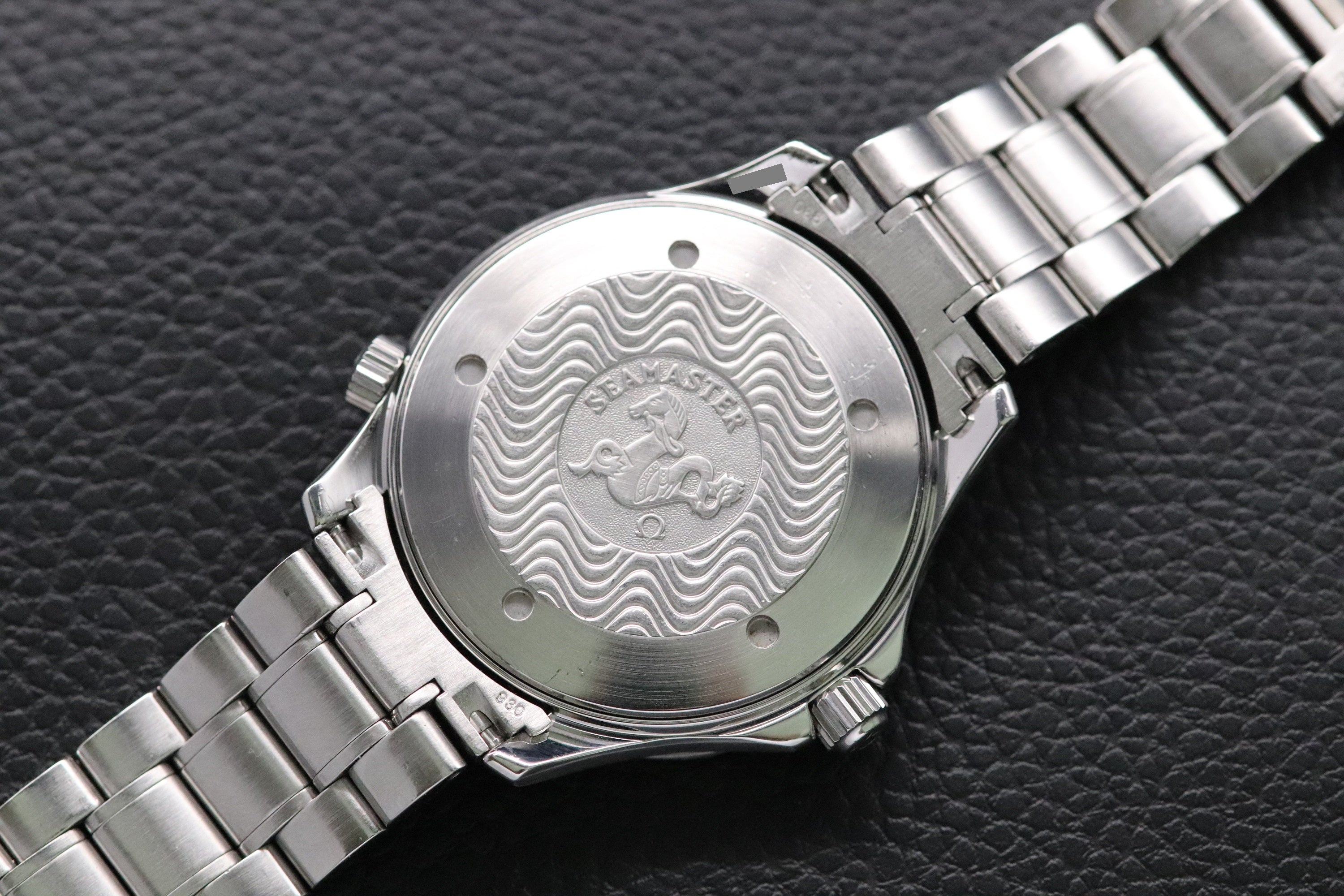 Omega Seamaster 300 2254.50 Black Dial 2007 Papers