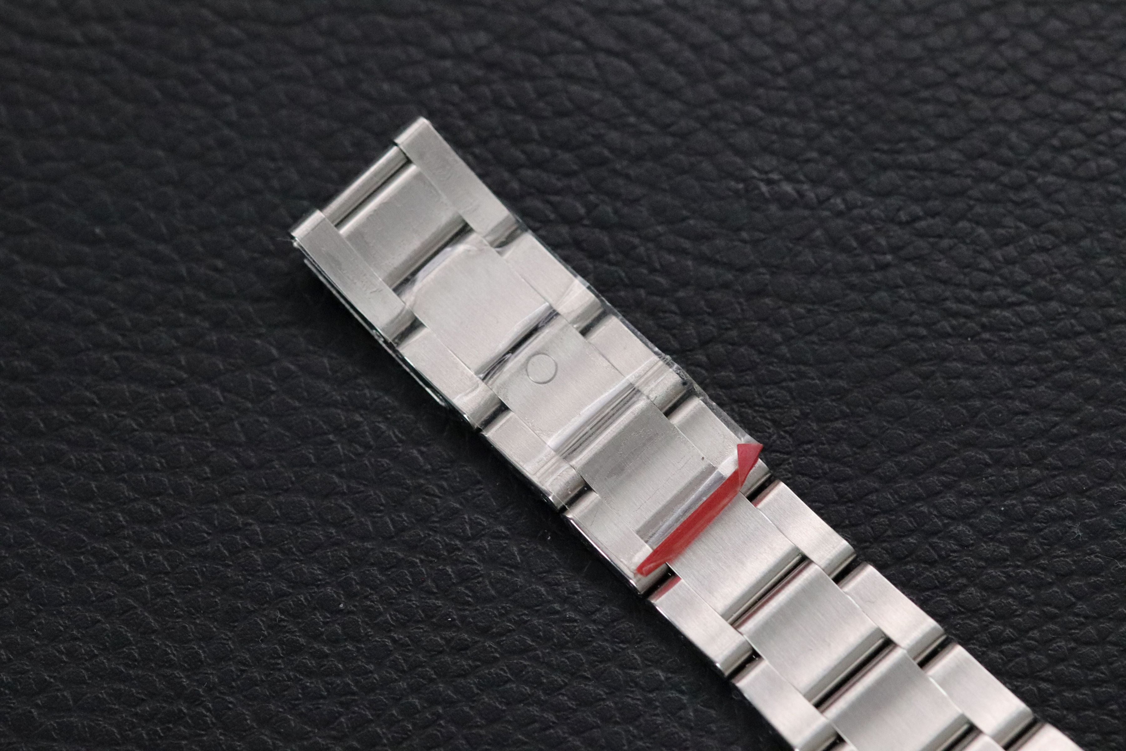 Rolex Sea-Dweller 4000 16600 NOS 2008 Fullset LC100