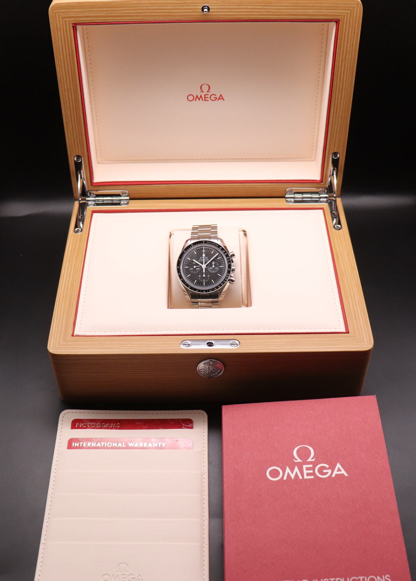 Omega Speedmaster Professional Moonwatch 311.30.42.30.01.006 Fullset 2019 Box+Papers