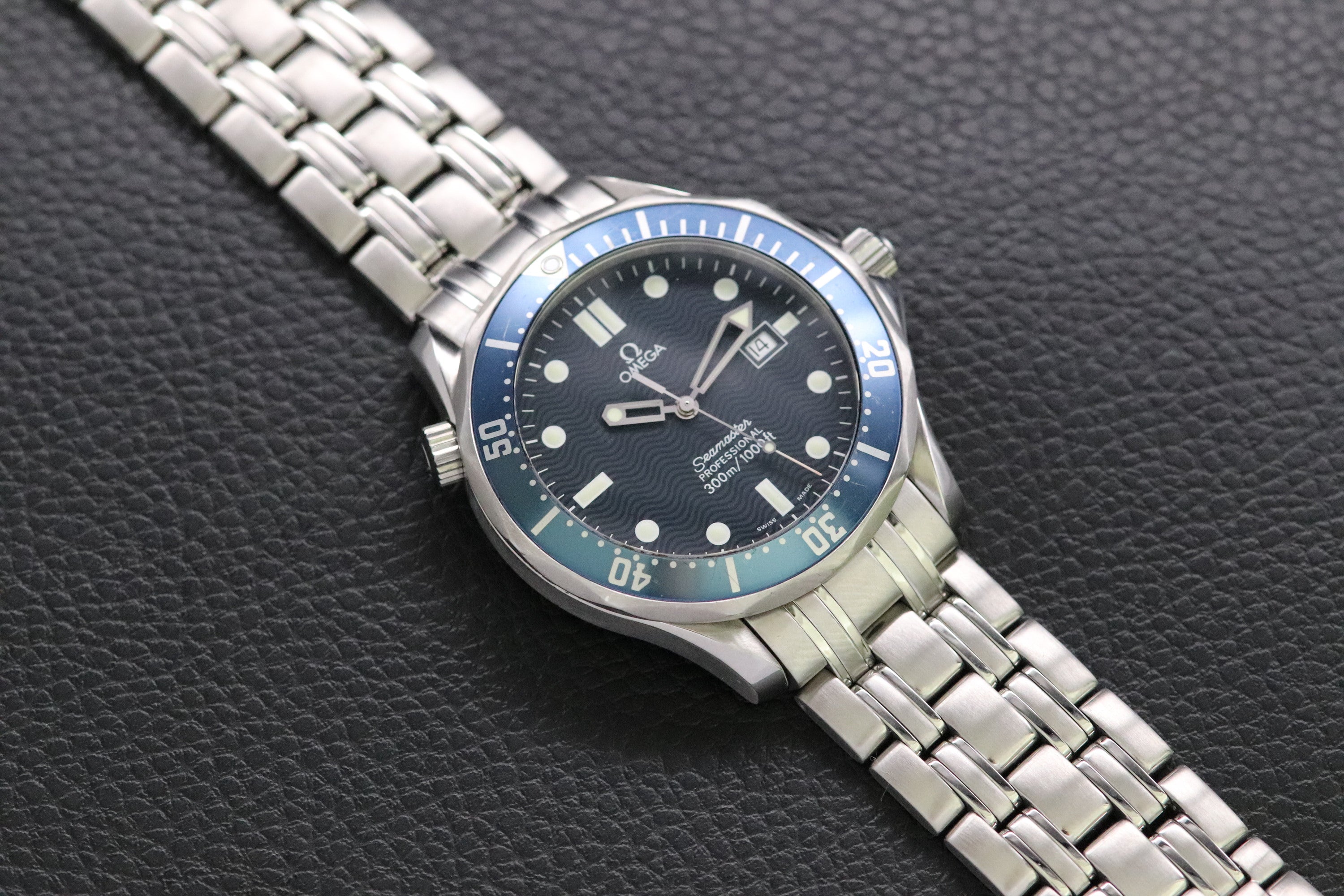 Omega Seamaster James Bond 2541.80 Blue 1998
