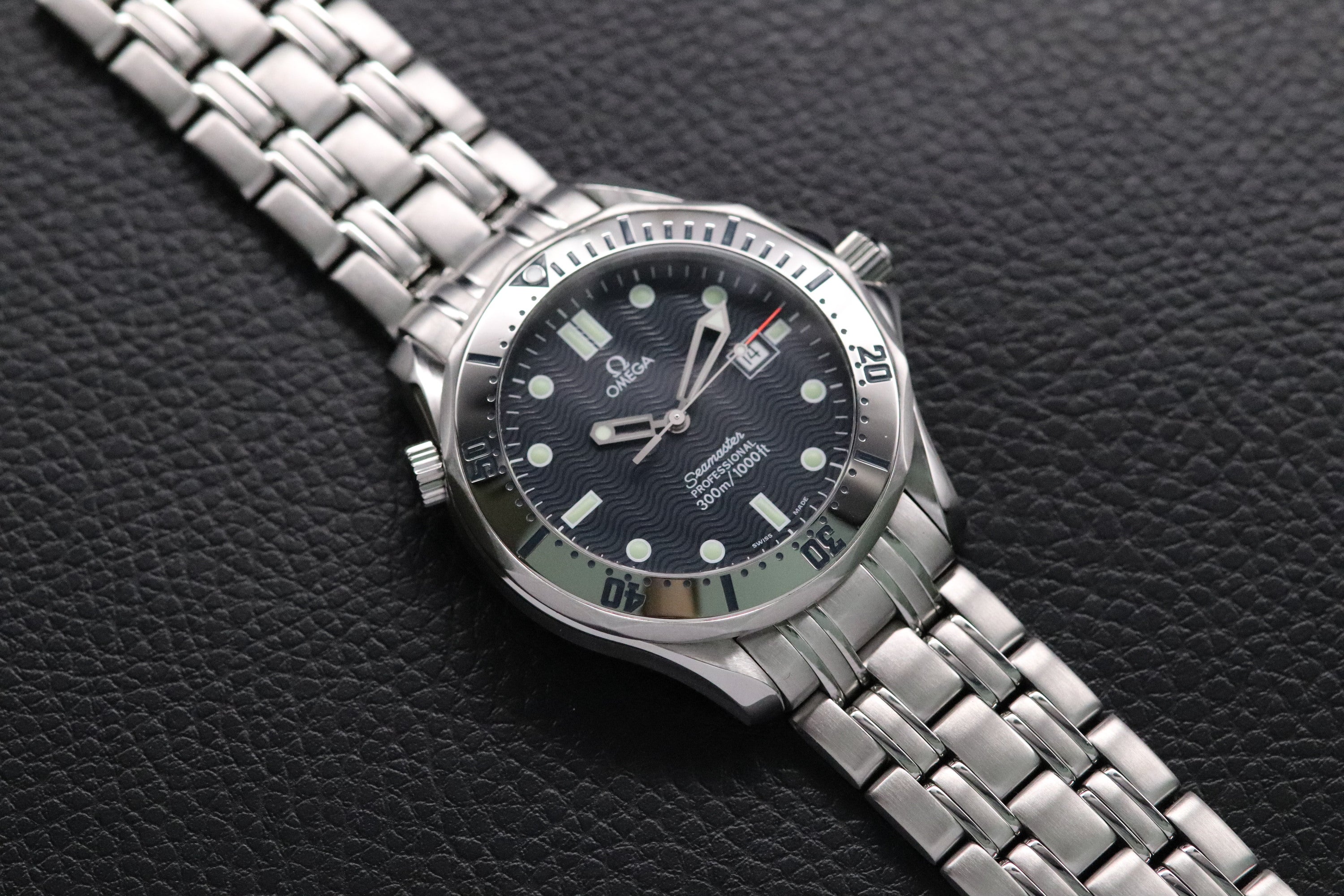 Omega Seamaster 300 2542.80 Blue Dial 1998