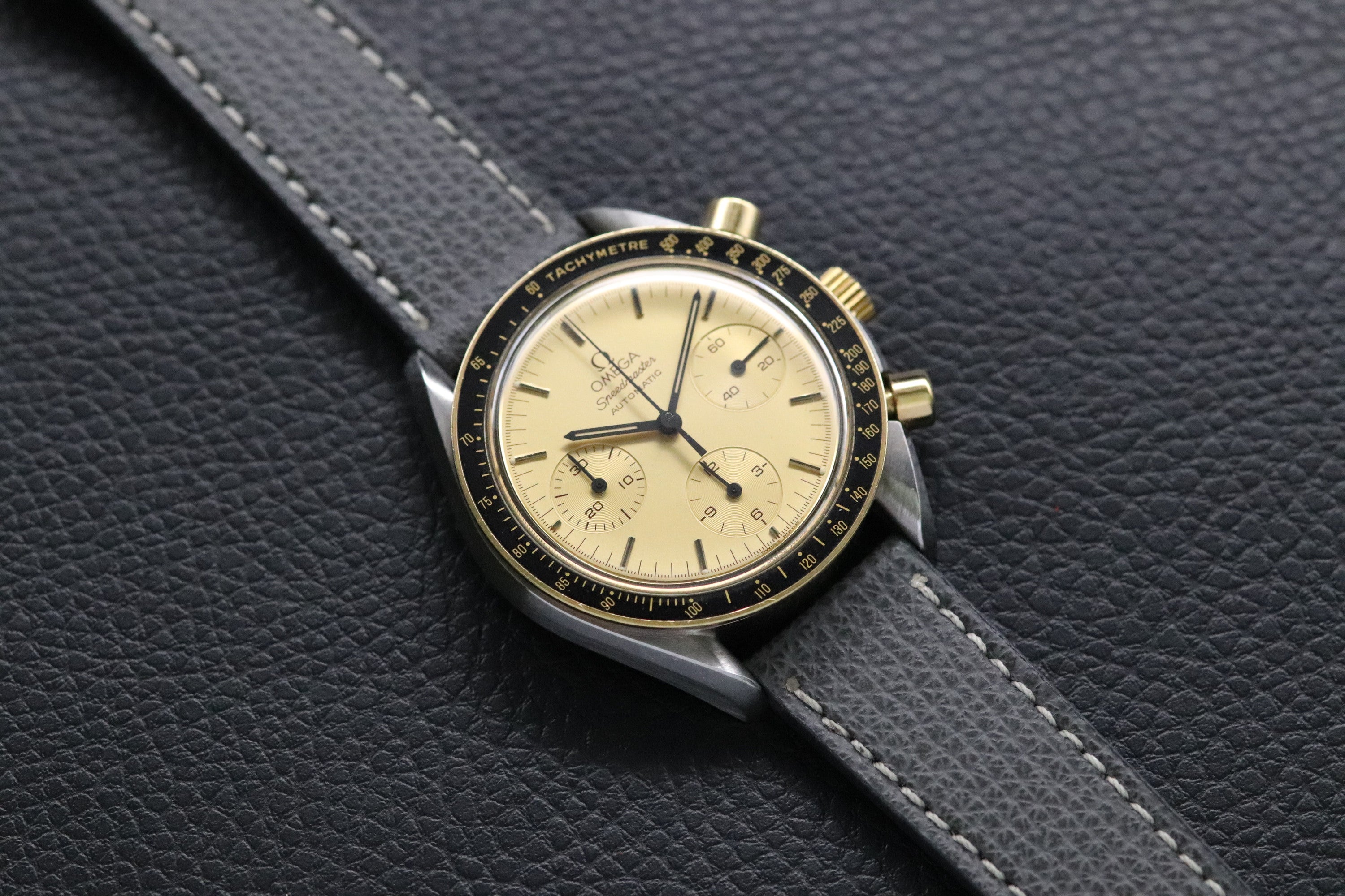 Omega Speedmaster Reduced 3310.10 Gold 1989