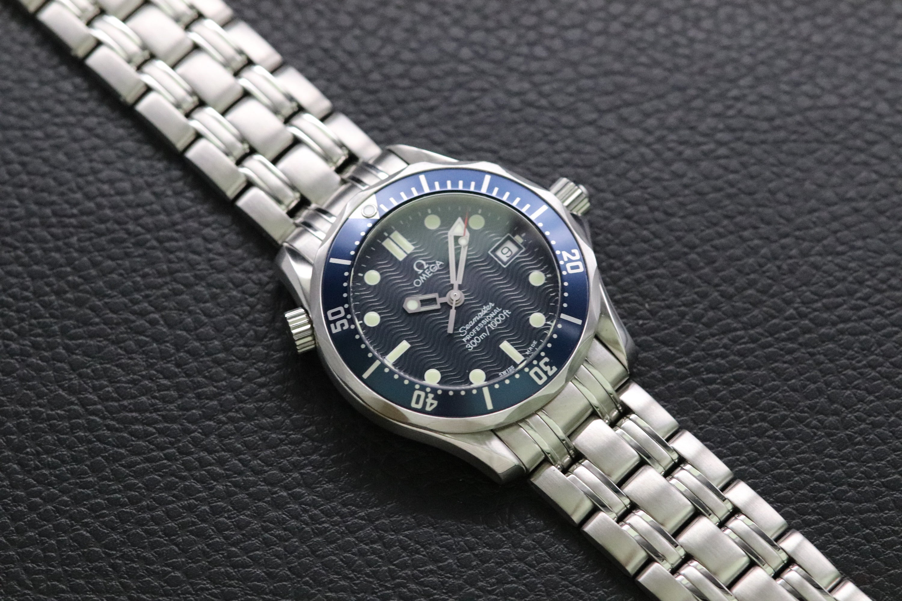 Omega Seamaster 300 2561.80 Blue Dial 1998