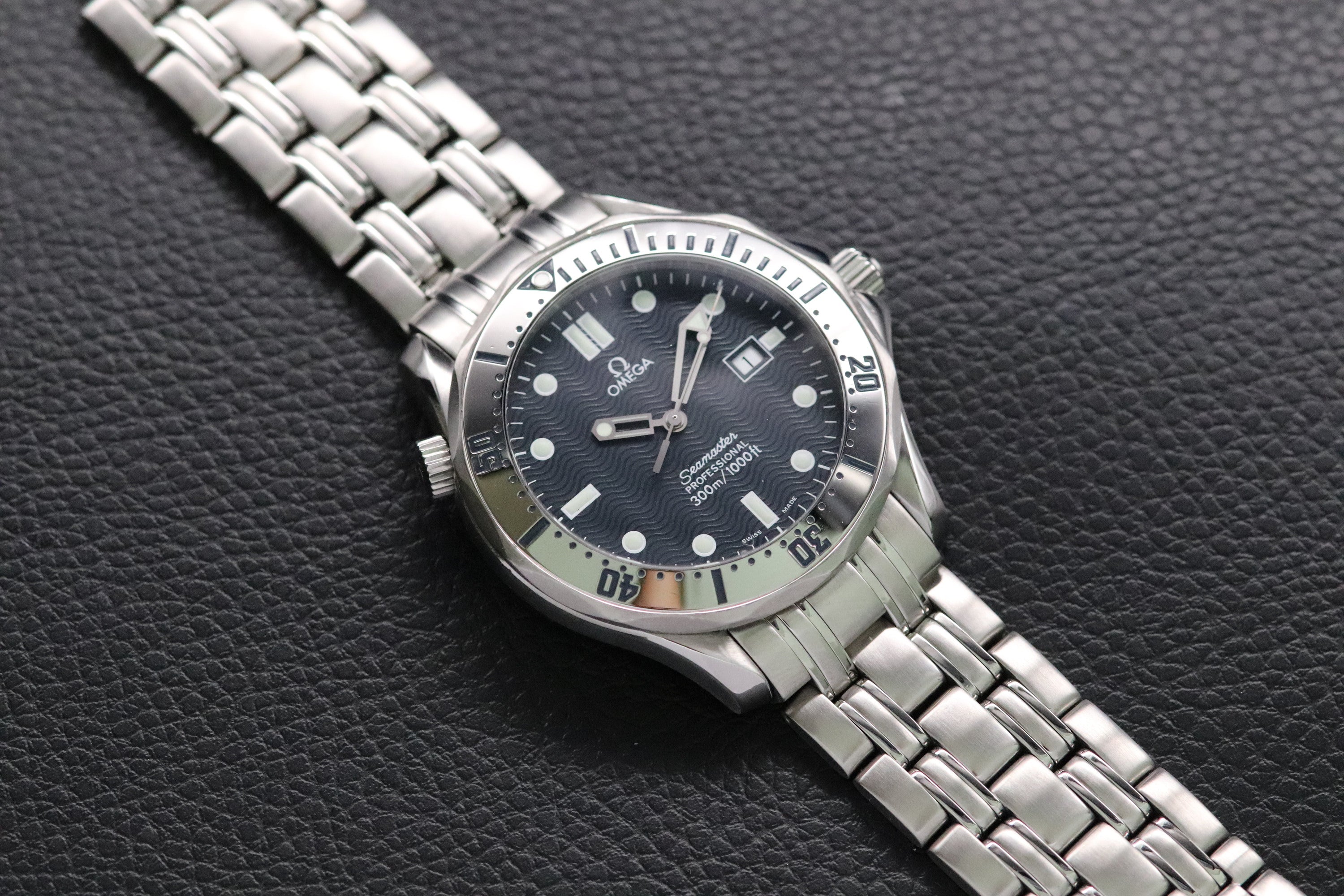 Omega Seamaster 300 2542.80 Blue Dial 1998