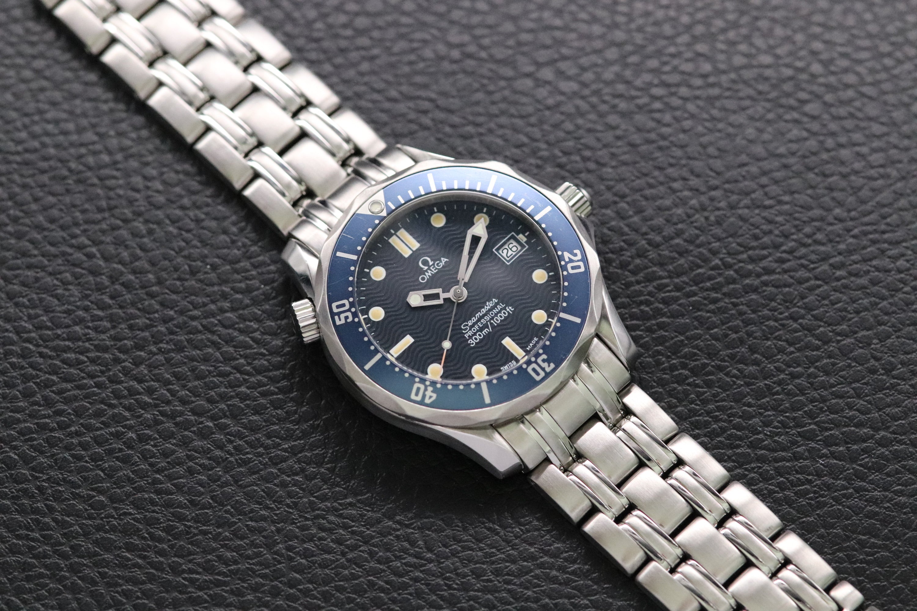 Omega Seamaster 300 2561.80 Blue Dial 1995 Paper
