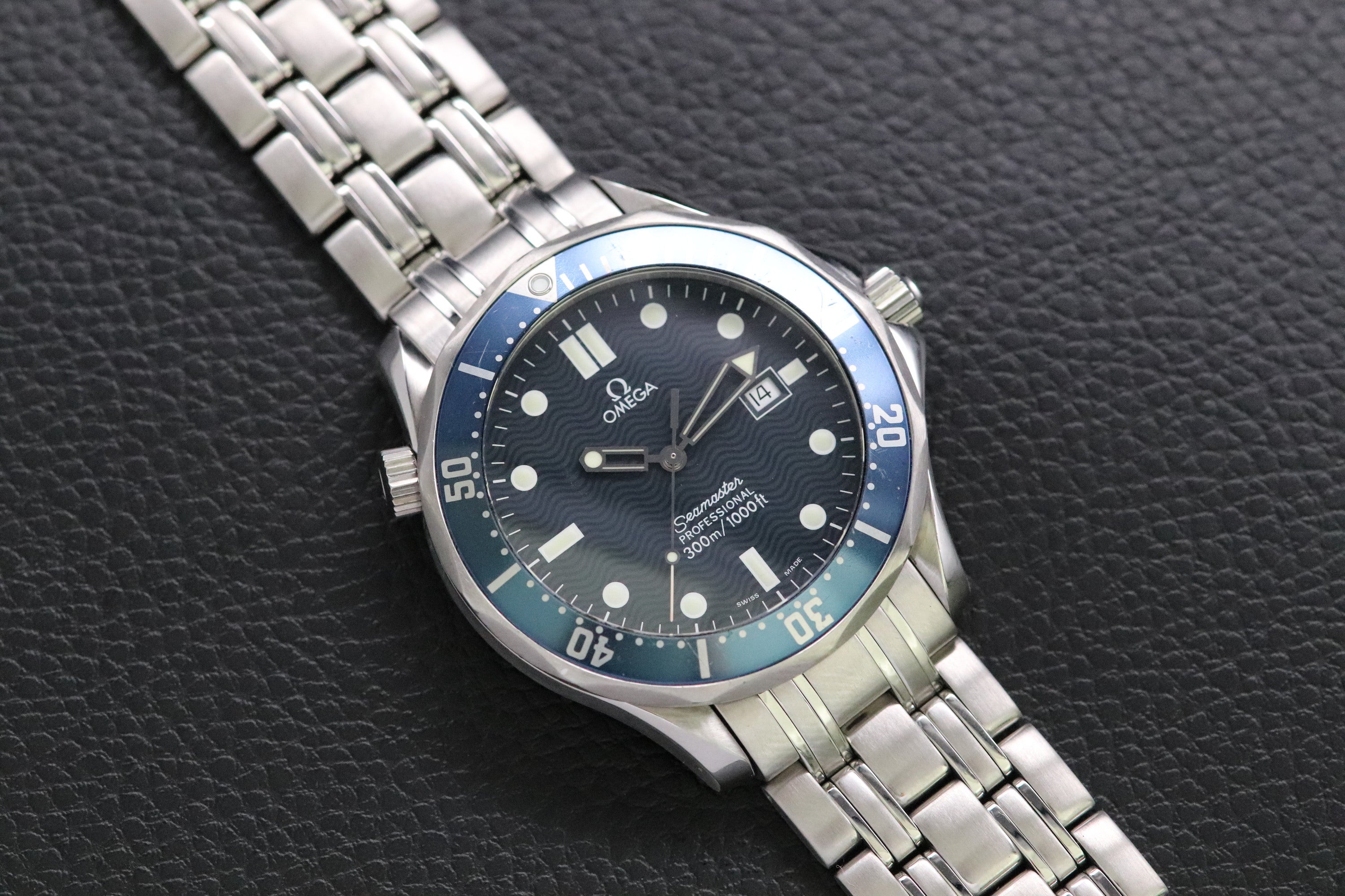 Omega Seamaster James Bond 2541.80 Blue 1998