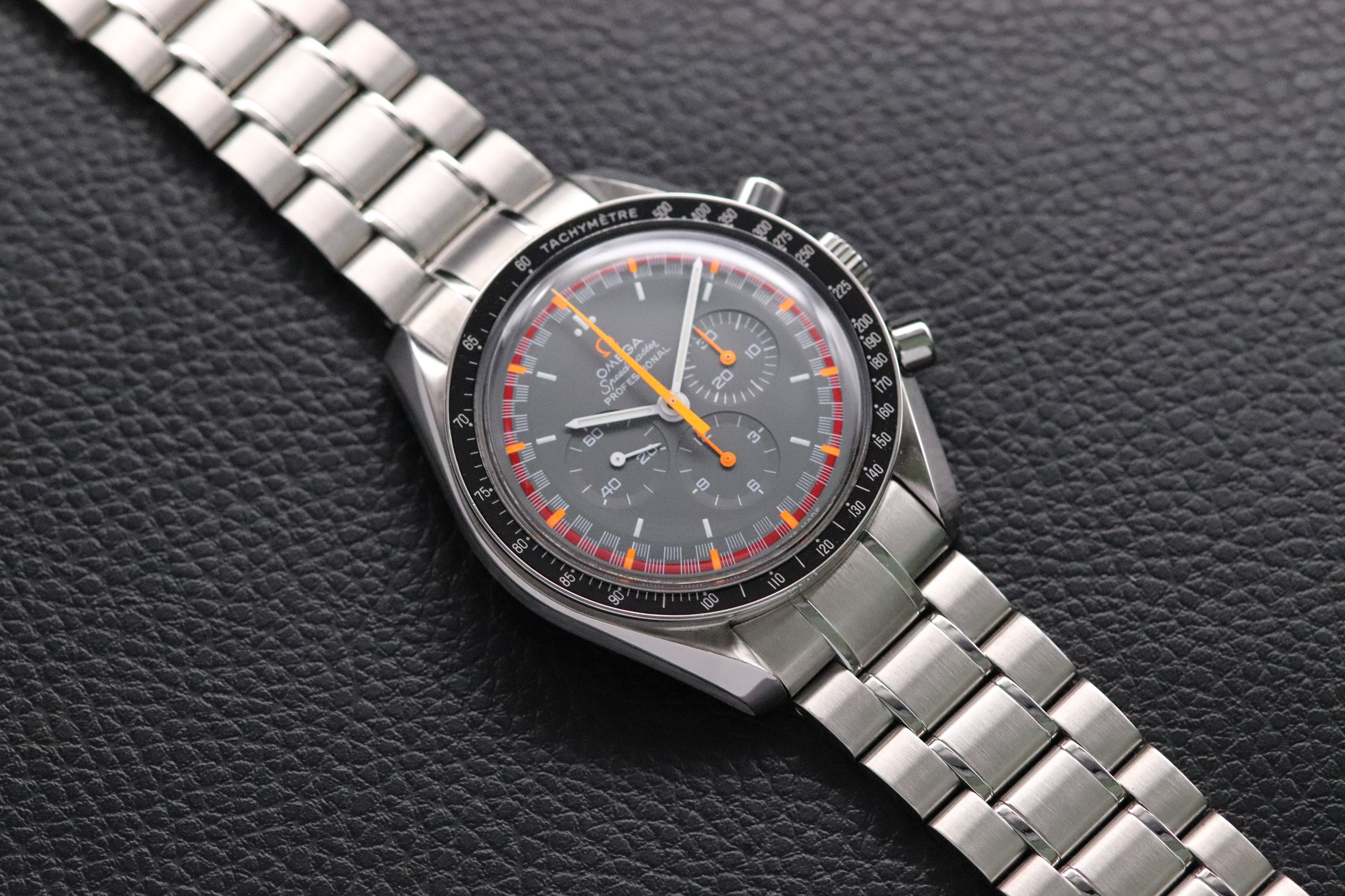 Omega Speedmaster Racing Japan Edition 3570.40 Fullset 2005 Box+Papers