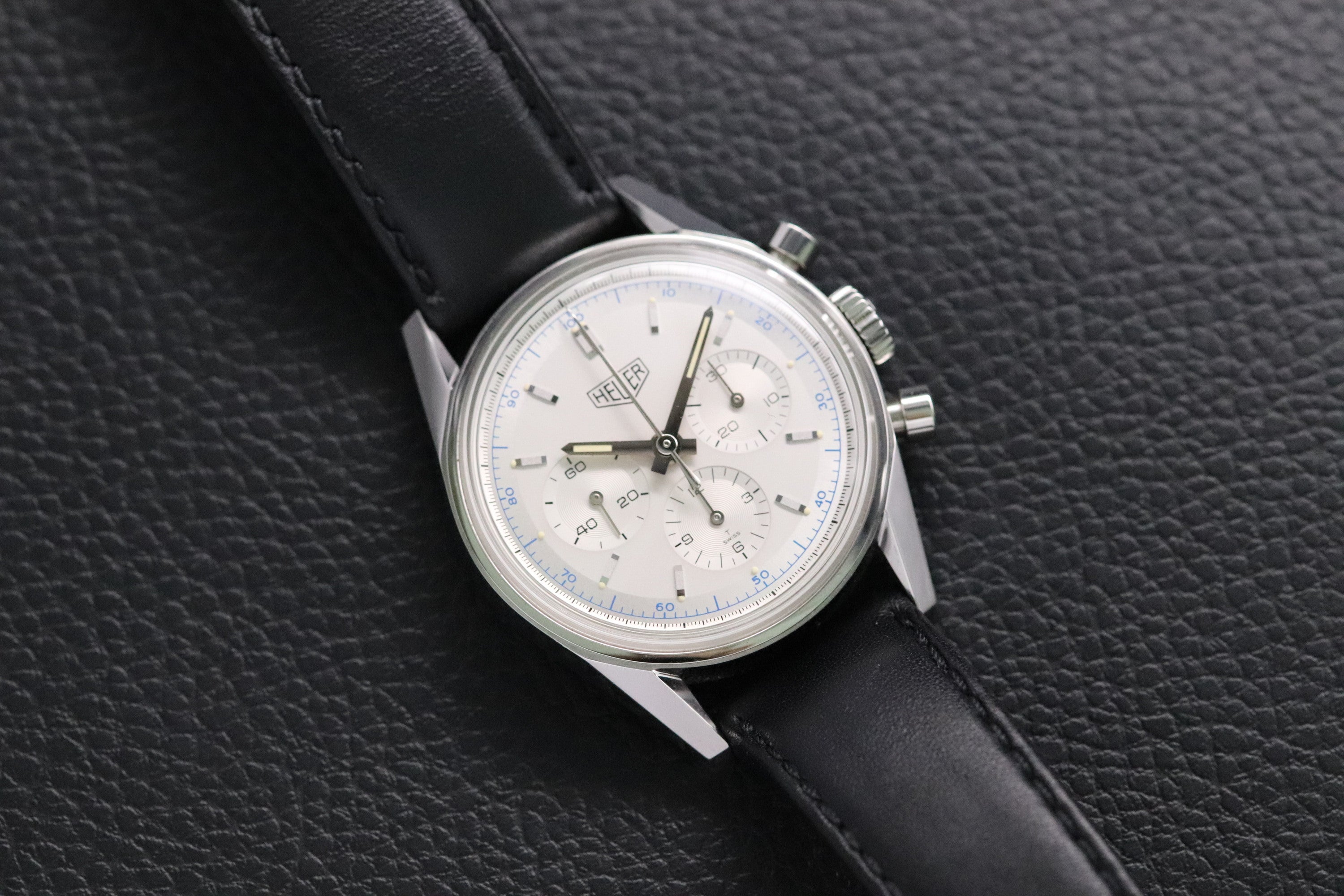 Tag Heuer CS3110 Carrera 1964 Re-Edition White Dial 2001