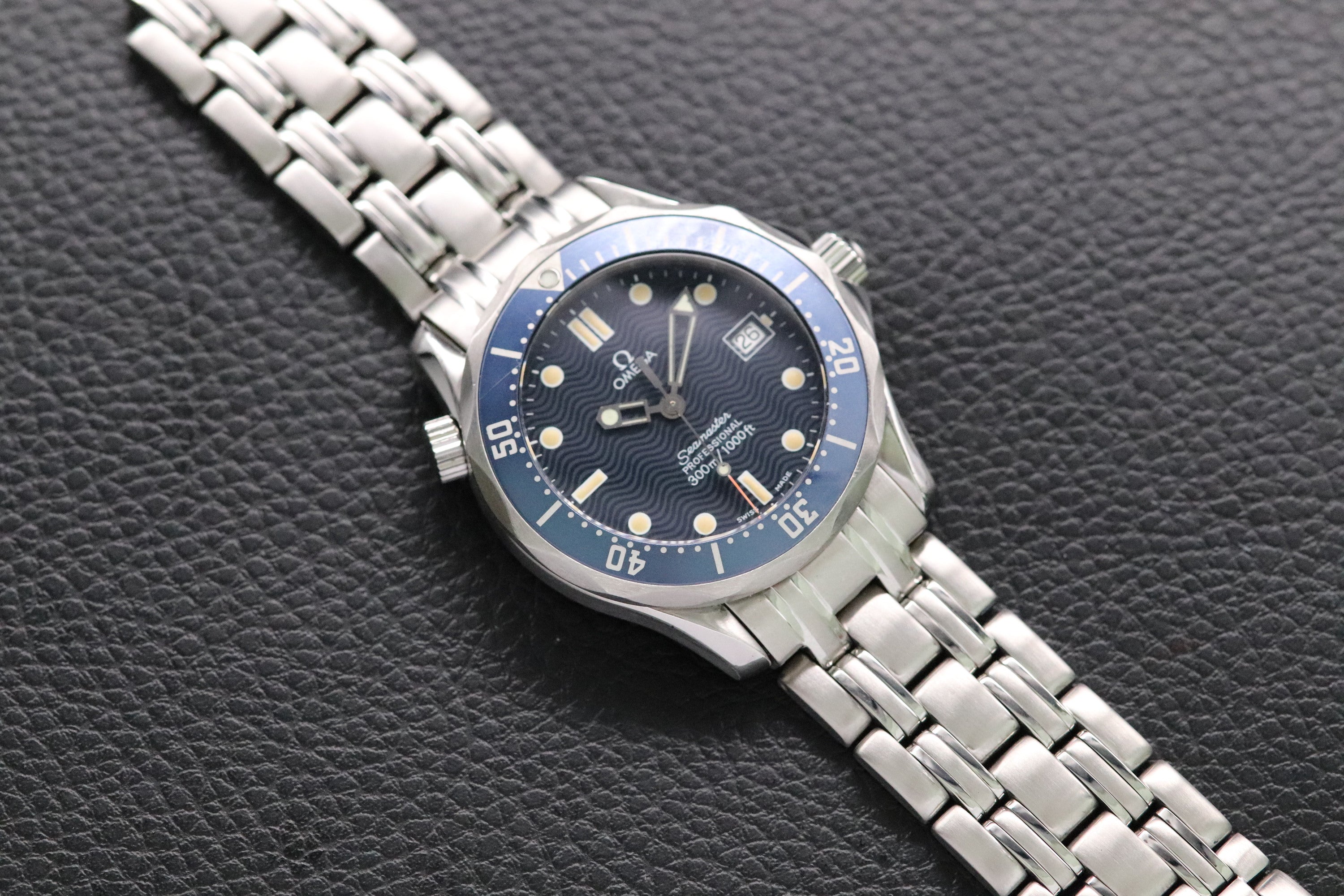 Omega Seamaster 300 2561.80 Blue Dial 1993 Paper