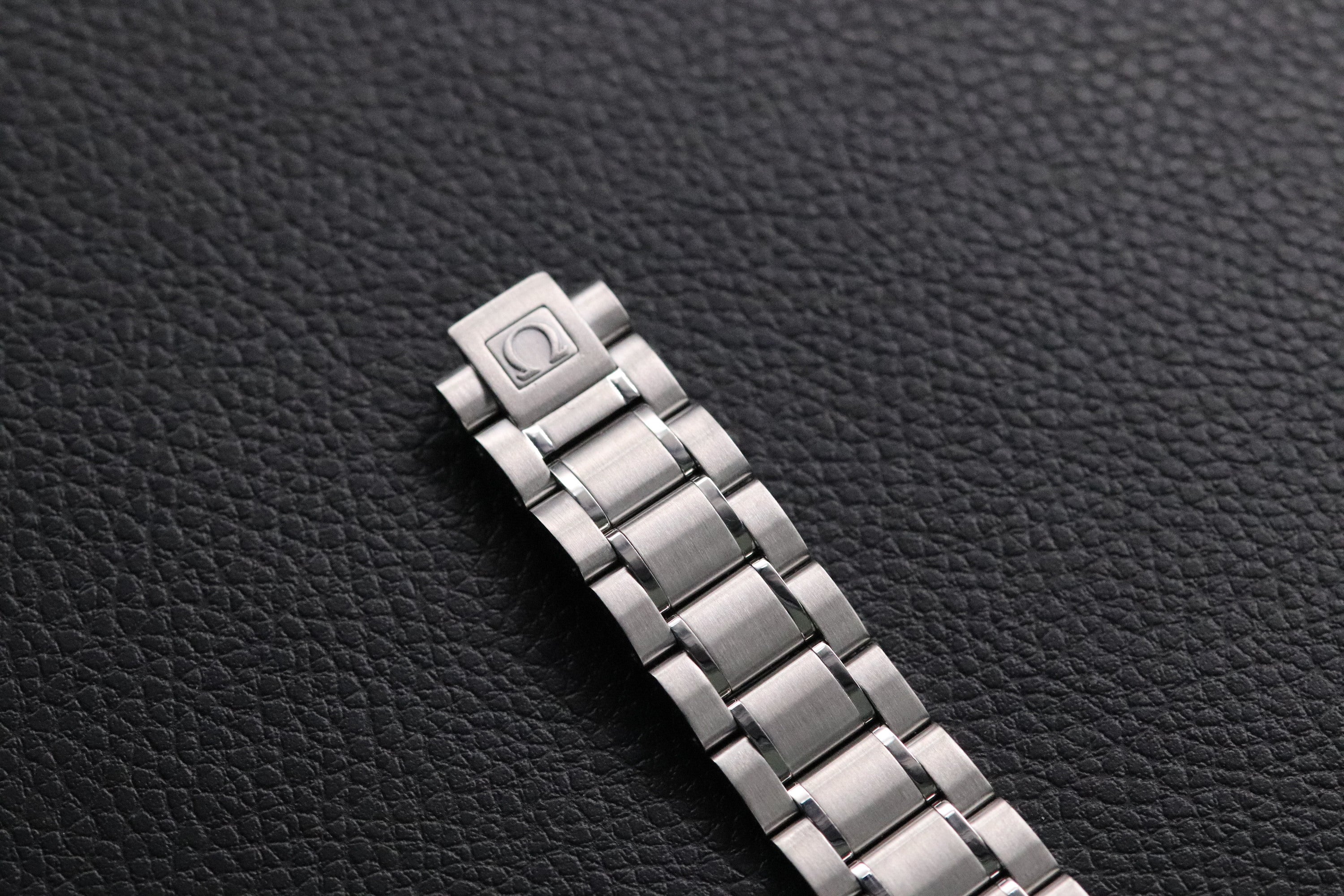 Omega Speedmaster Day Date 3520.50 Black Dial 1998