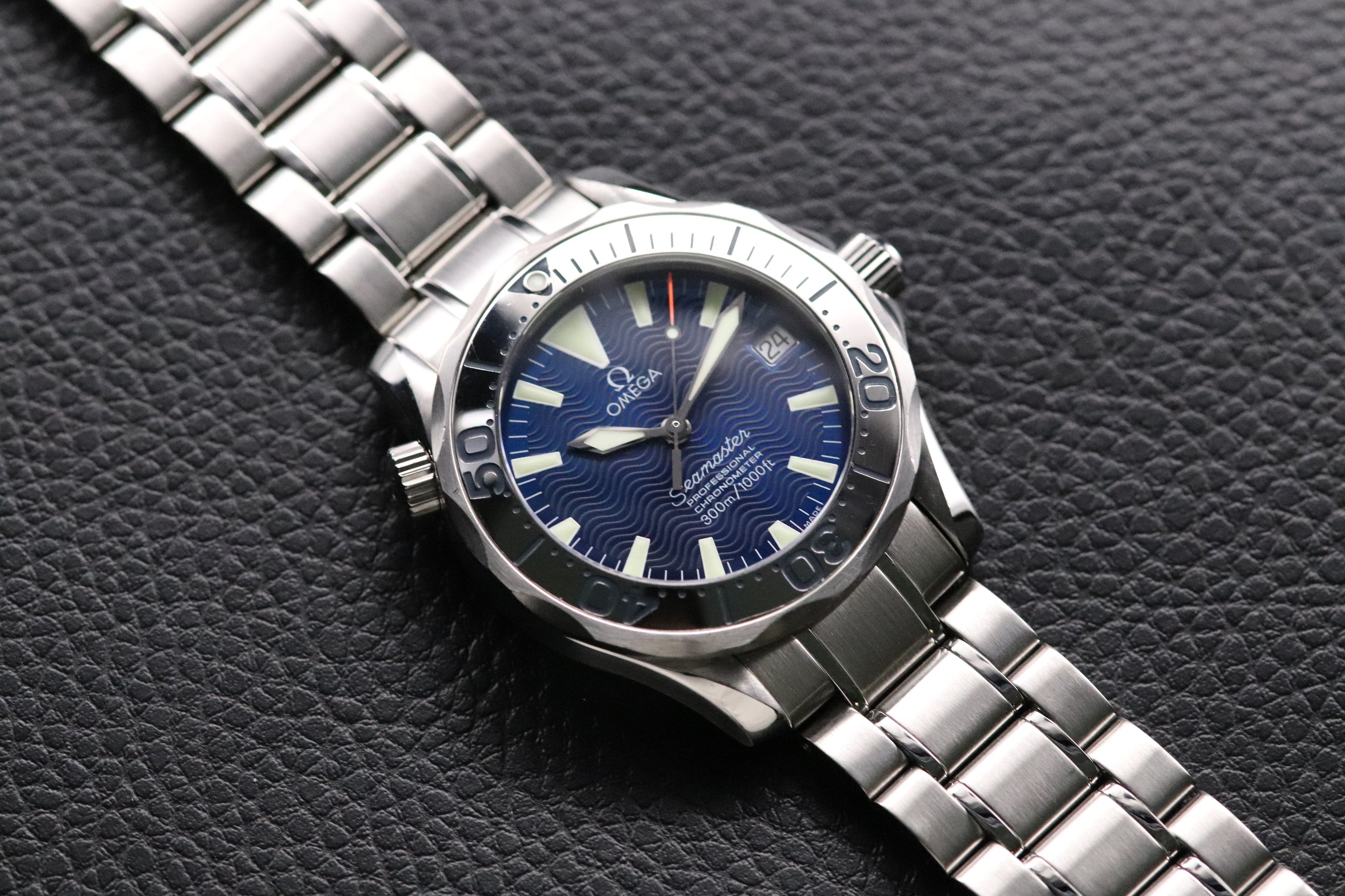 Omega Seamaster 300 2253.80 Papers