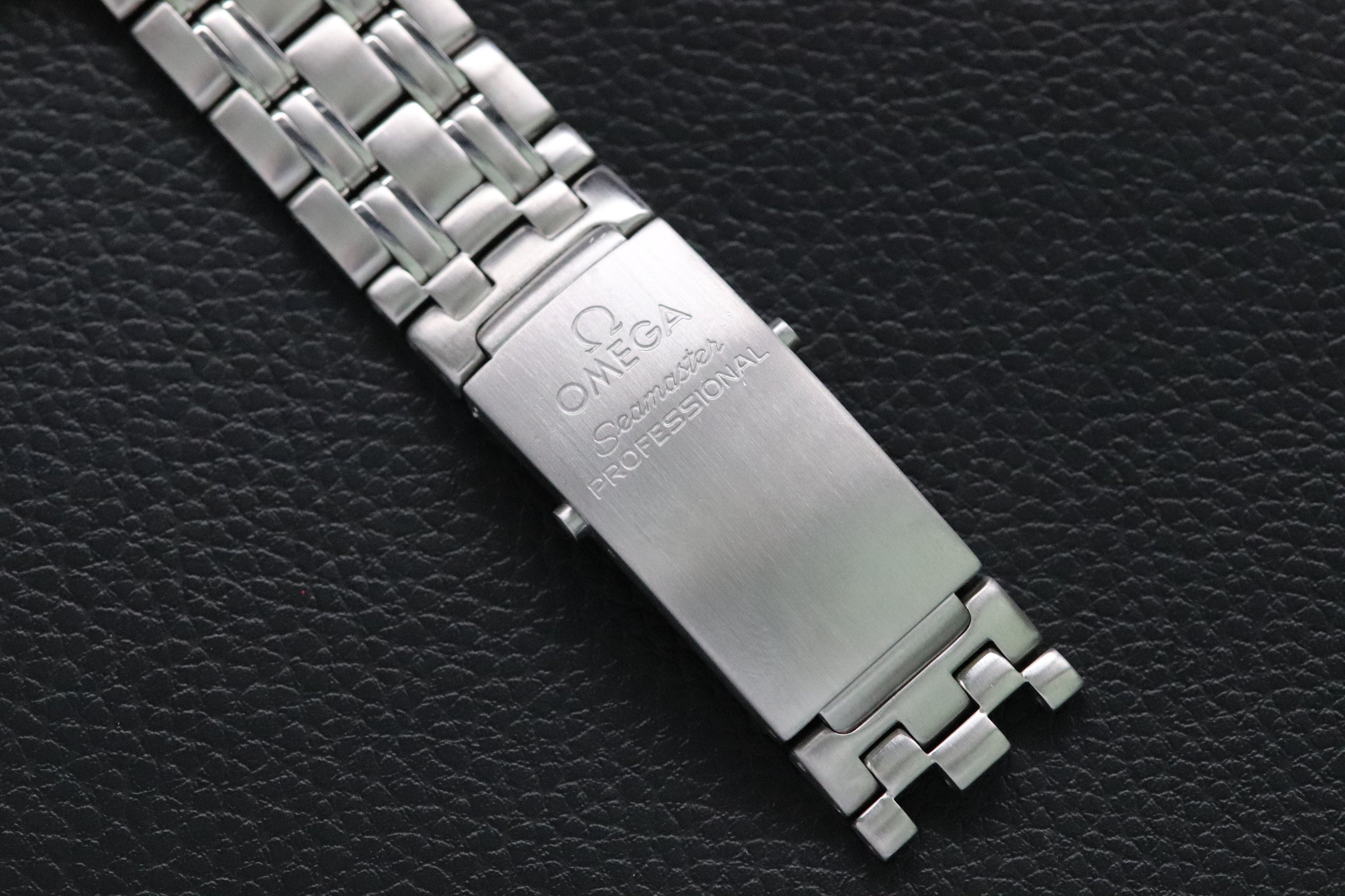Omega Seamaster James Bond 2531.80 Blue 1999