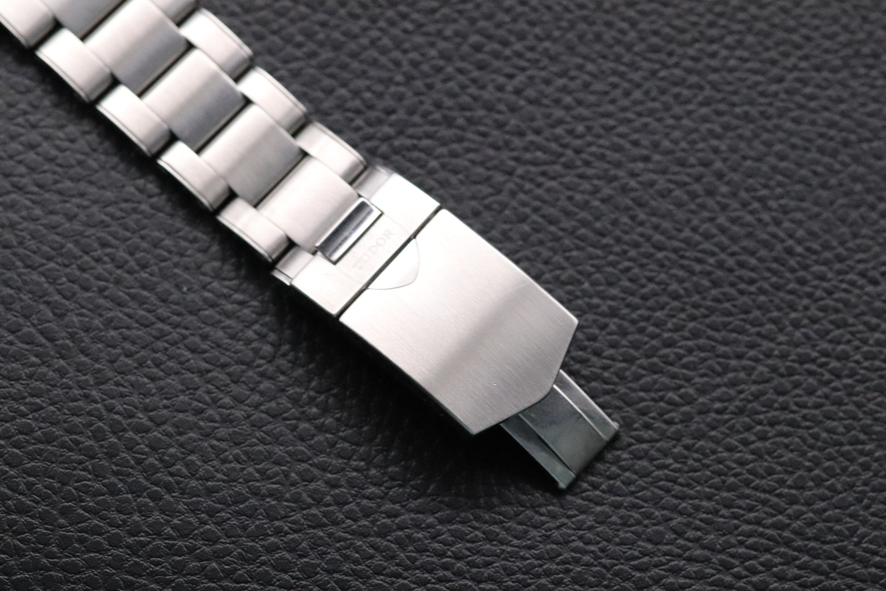 Tudor Black Bay 79230R Papers 2020