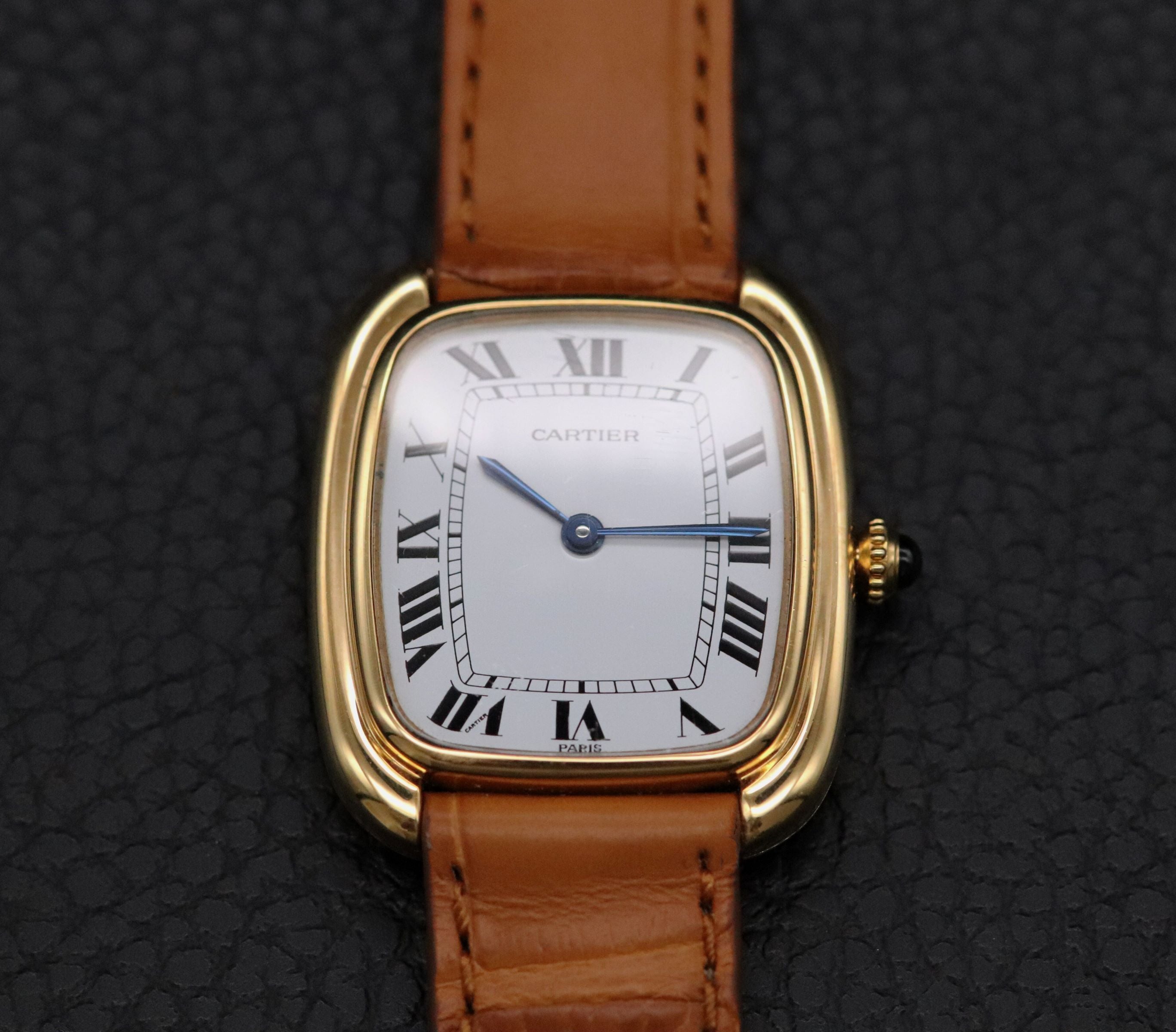 Cartier Gondole Vertical 17010 Medium