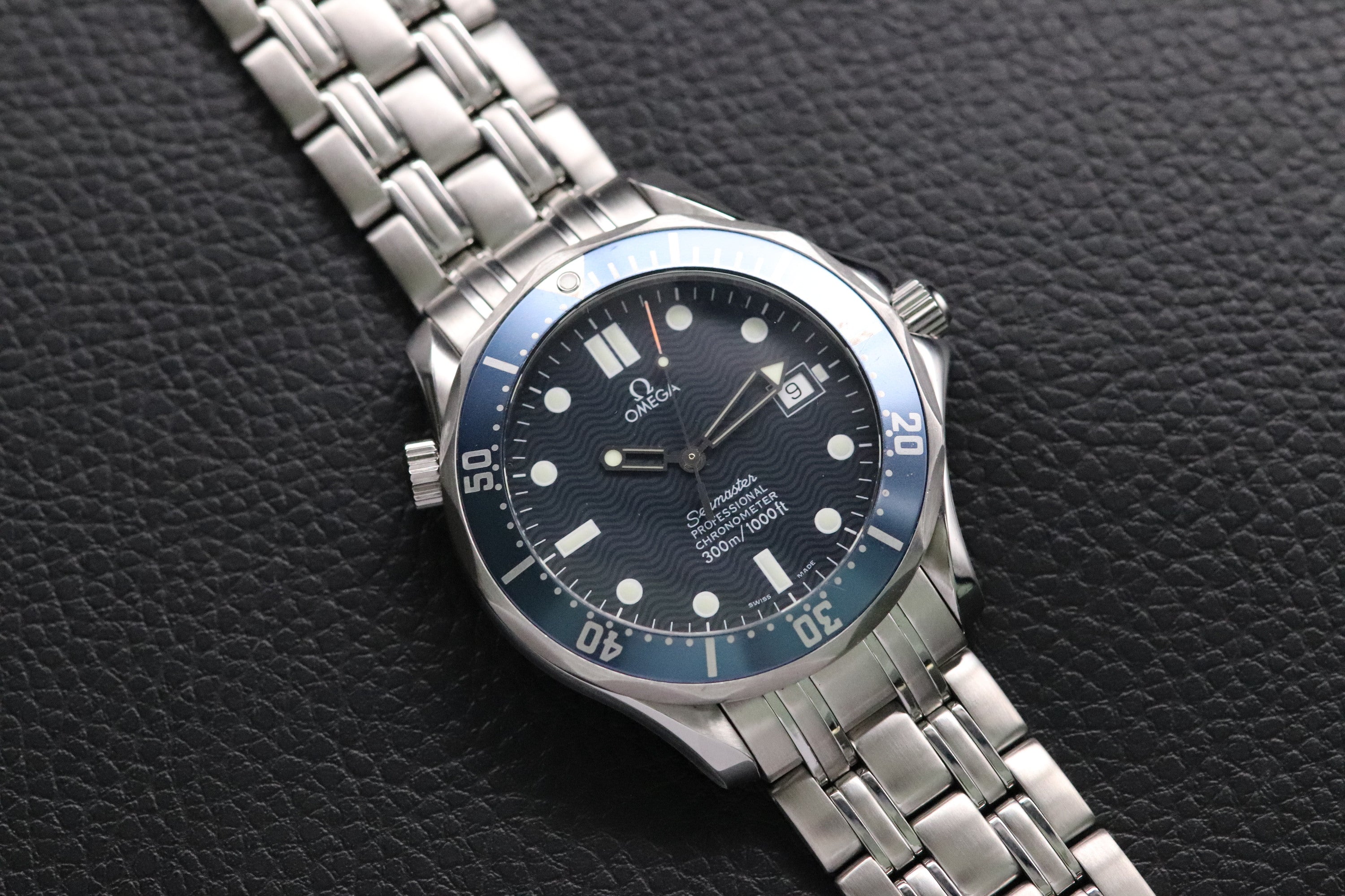 Omega Seamaster 2531.80 James Bond 2000 Papers