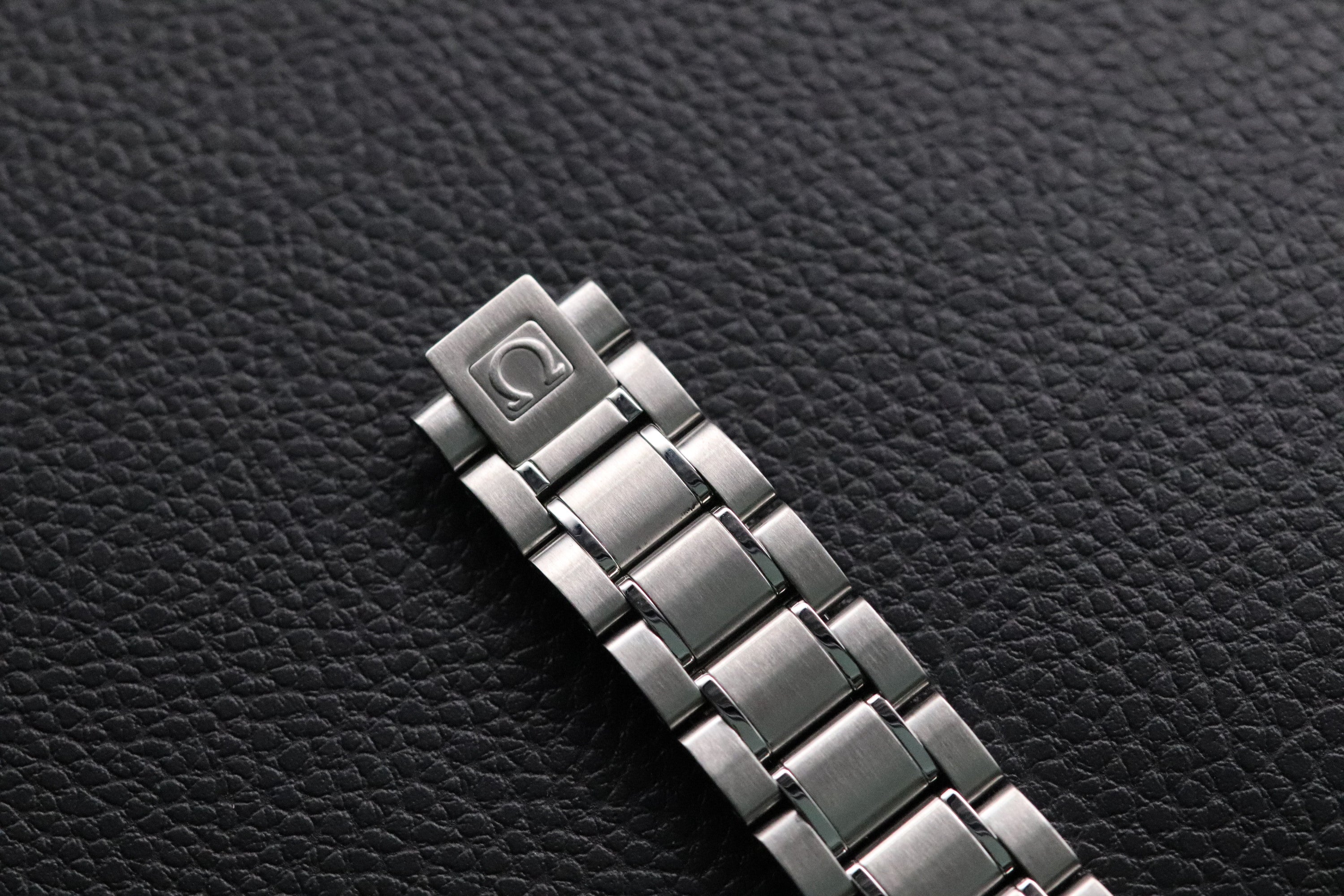 Omega Speedmaster Day Date 3520.50 Black Dial 1998