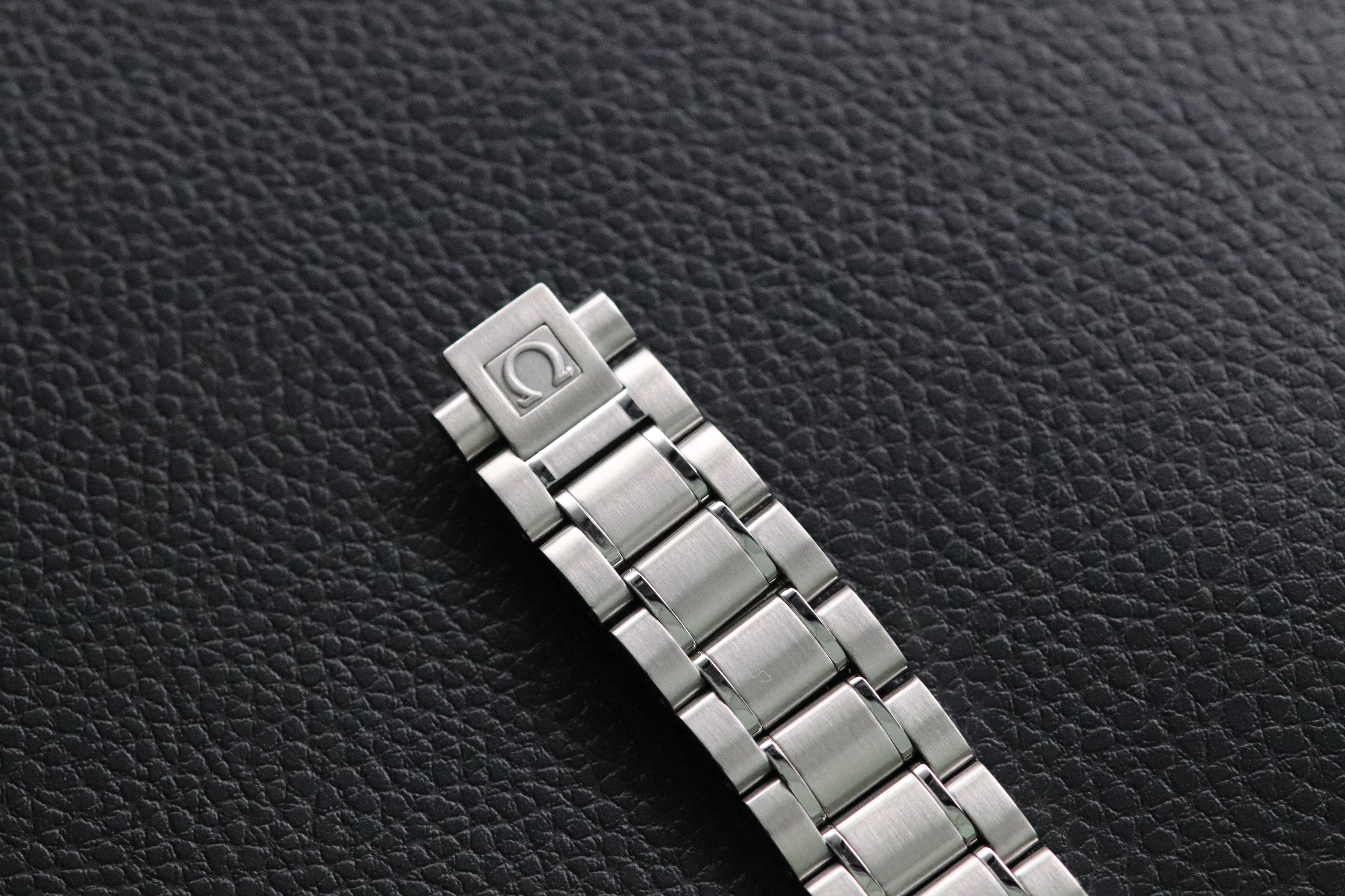 Omega Speedmaster Day Date 3520.50 Black Dial 1998