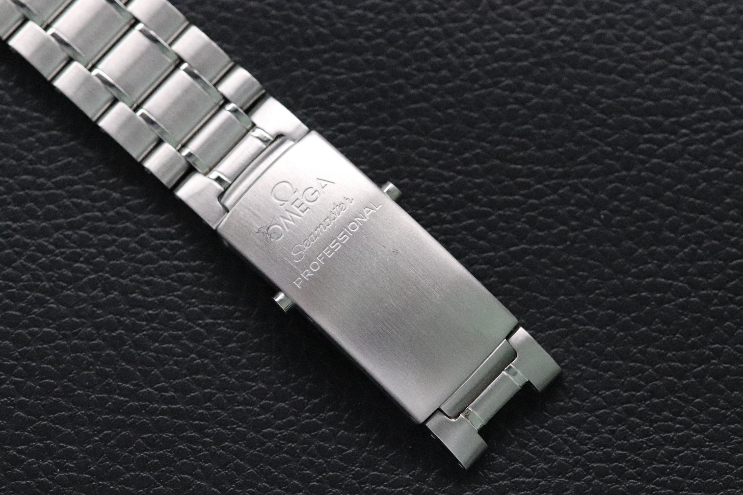 Omega Seamaster 300 2252.50 Diver Mid Size 2006