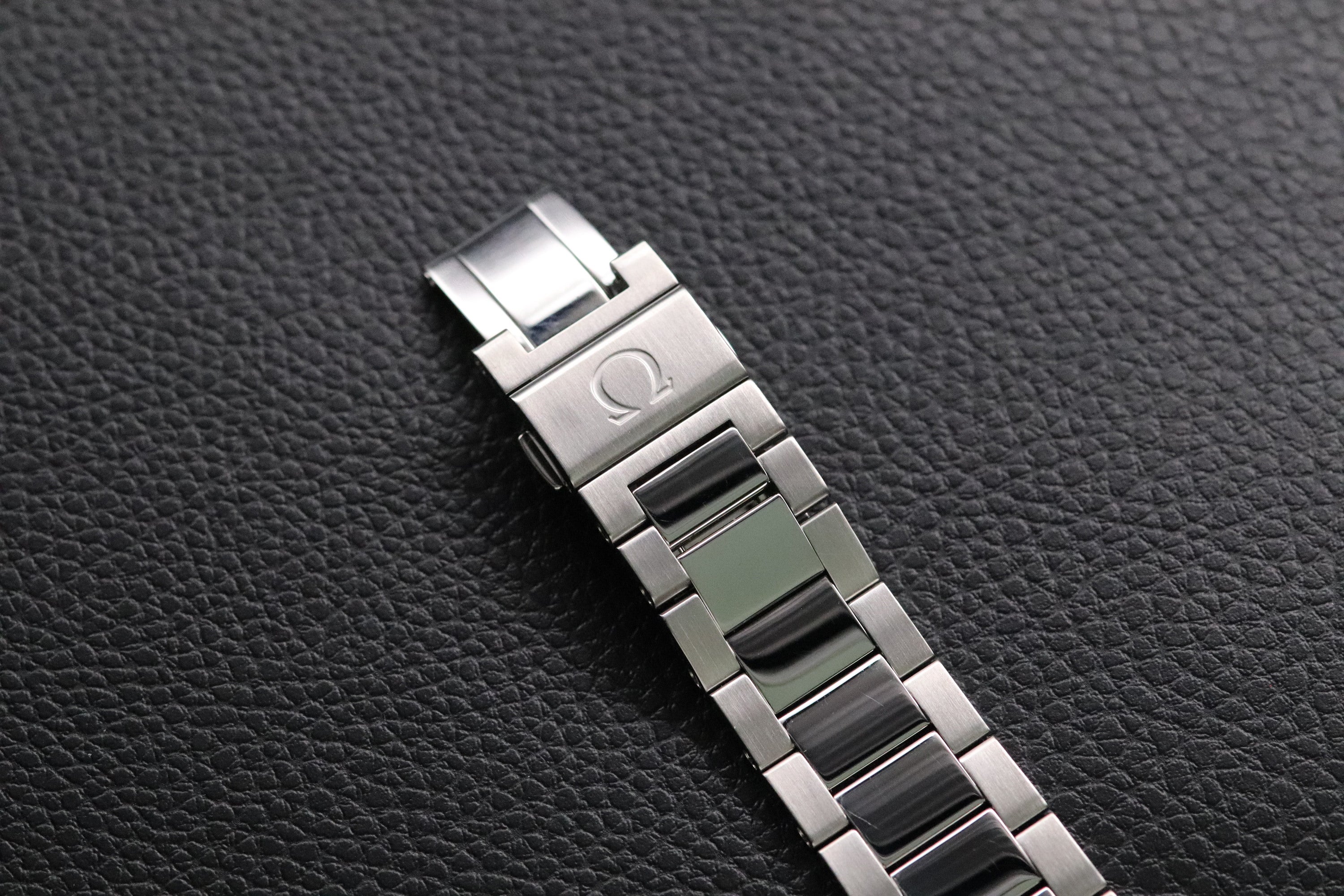 Omega Speedmaster '57 331.10.42.51.02.002 Fullset Box+Papers