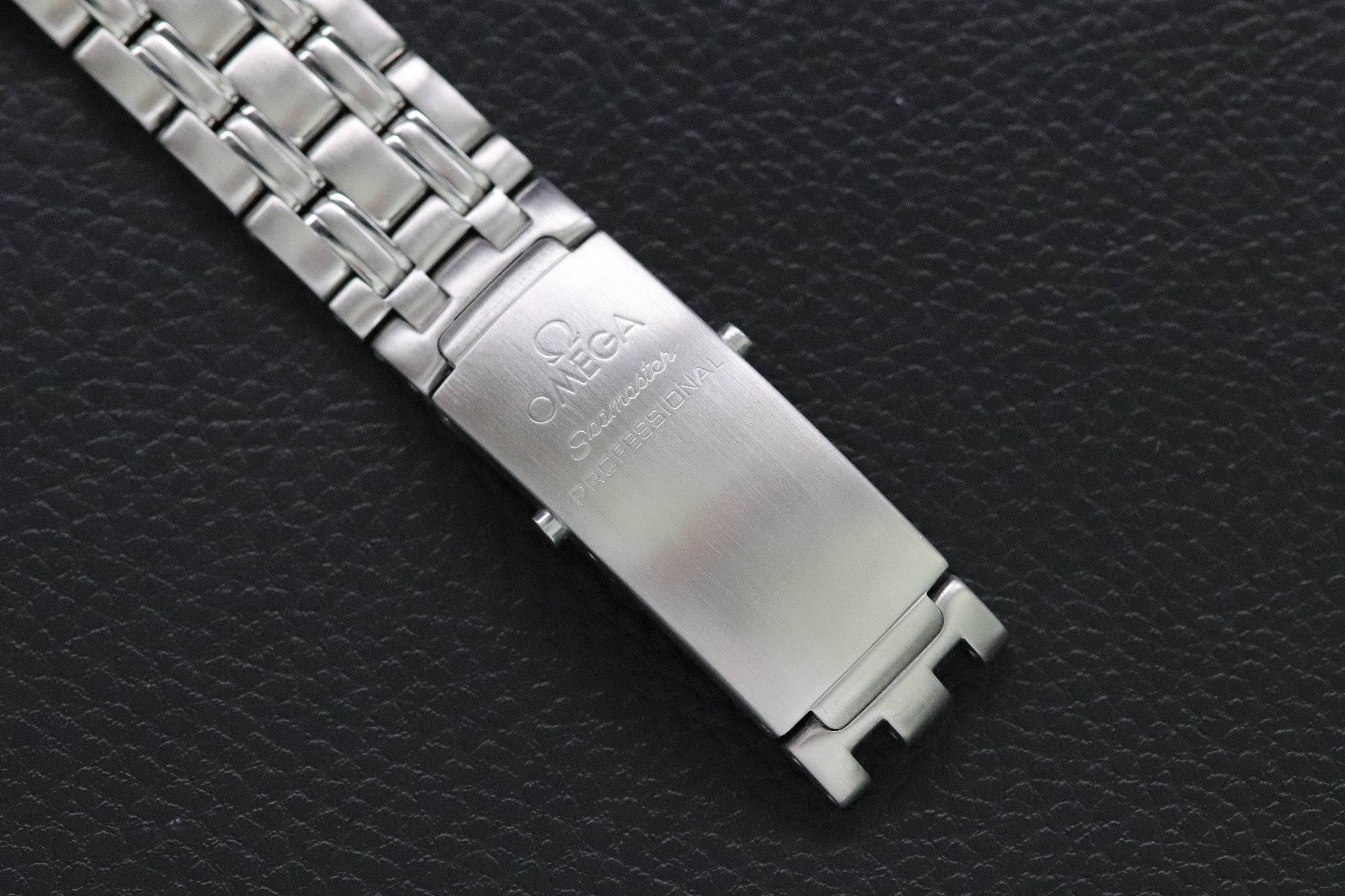 Omega Seamaster 300 2561.80 Blue Dial 1998