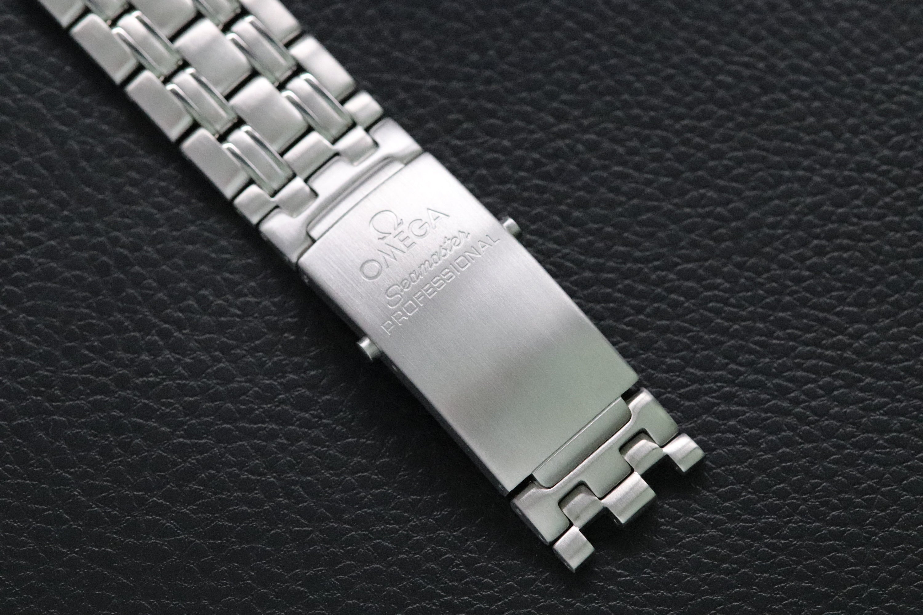 Omega Seamaster 300 2542.80 Blue Dial 1998