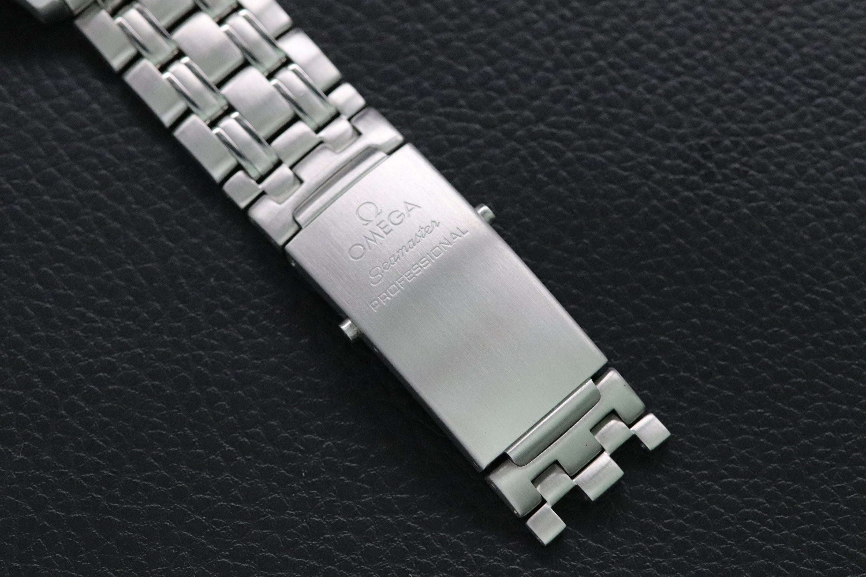 Omega Seamaster Diver 2220.80 Blue Dial 2010