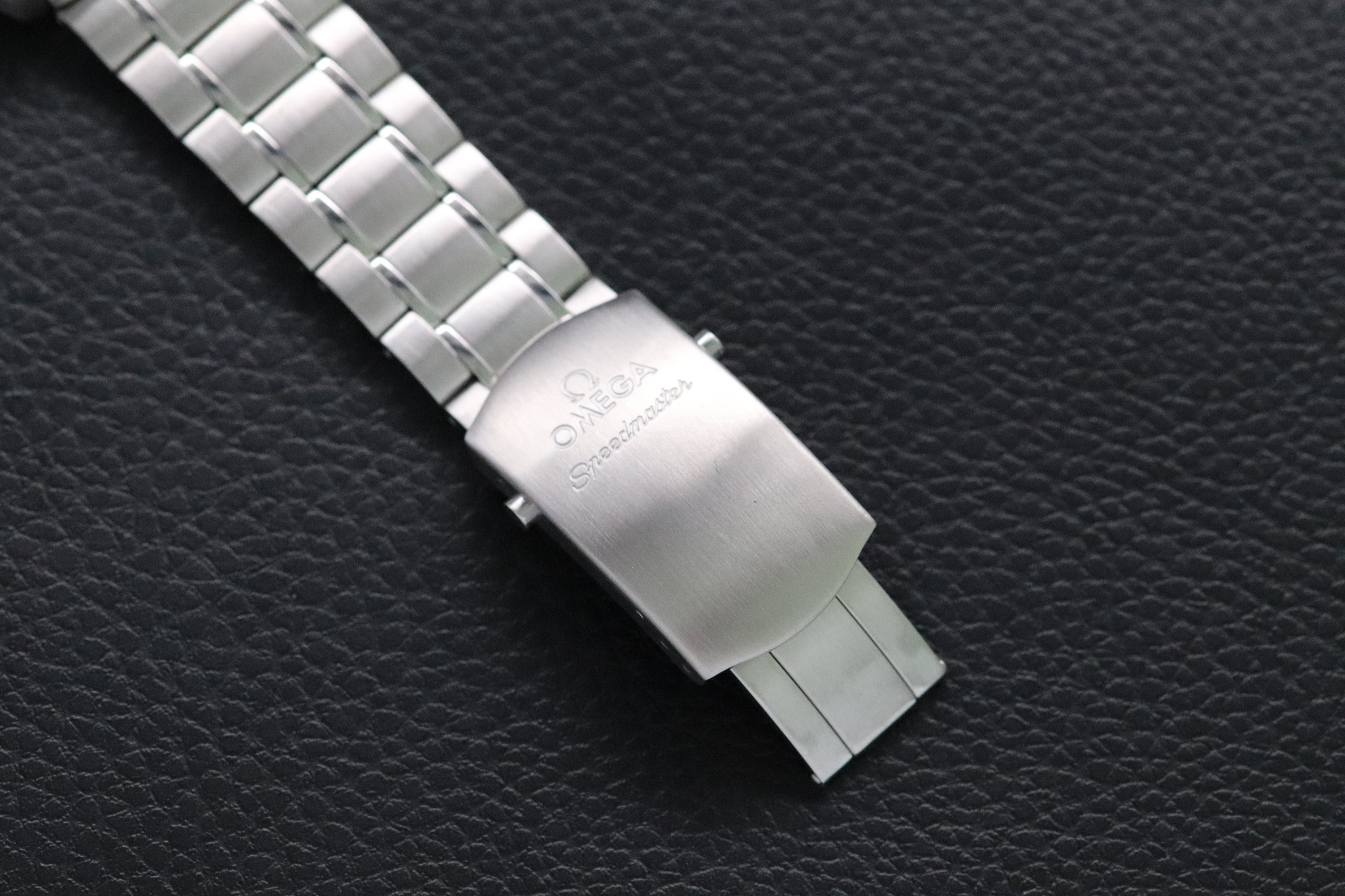 Omega Speedmaster Date 3210.50 Papers 2011