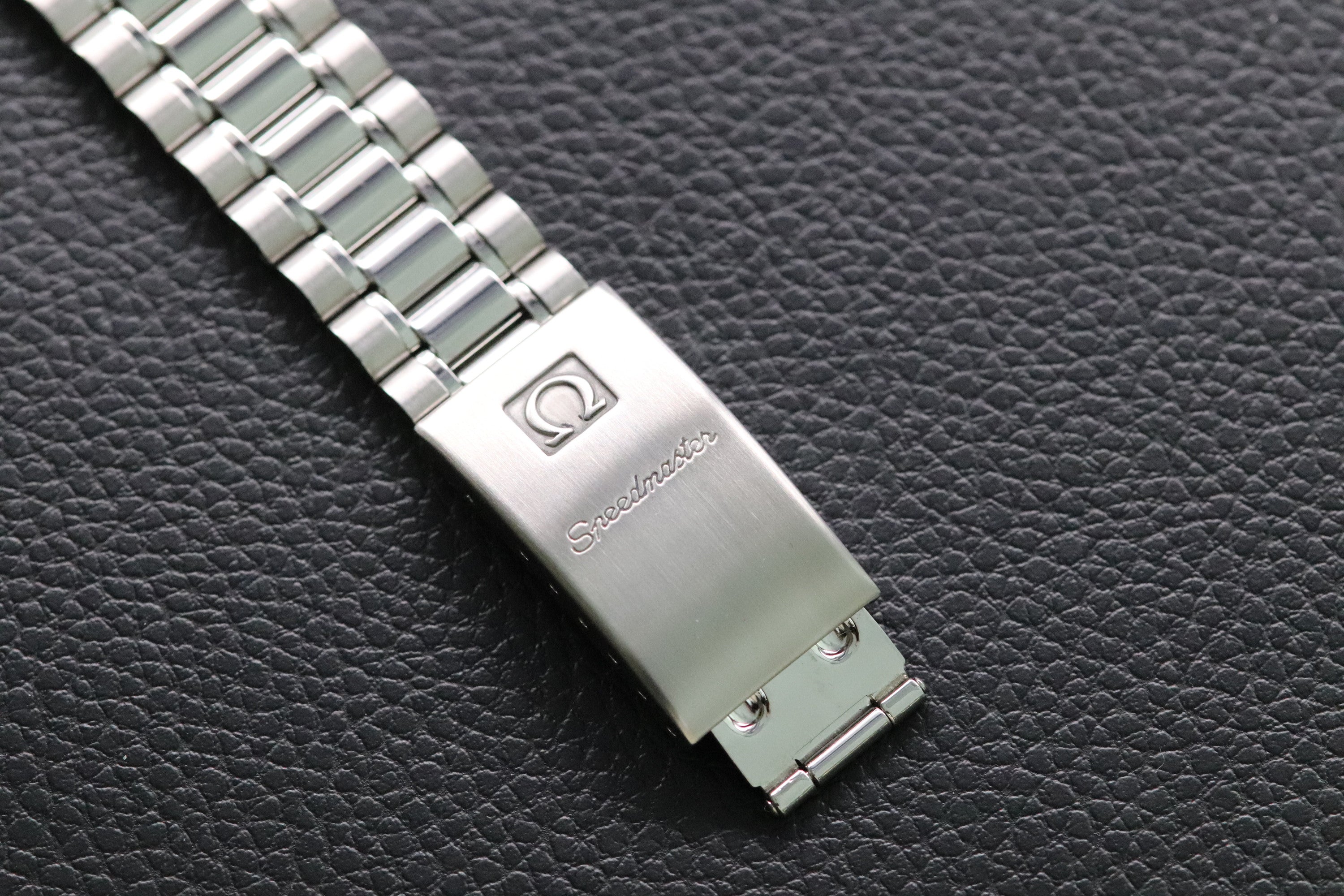 Omega Speedmaster Reduced 3510.61 Schumacher Fullset Red Dial Box+Papers