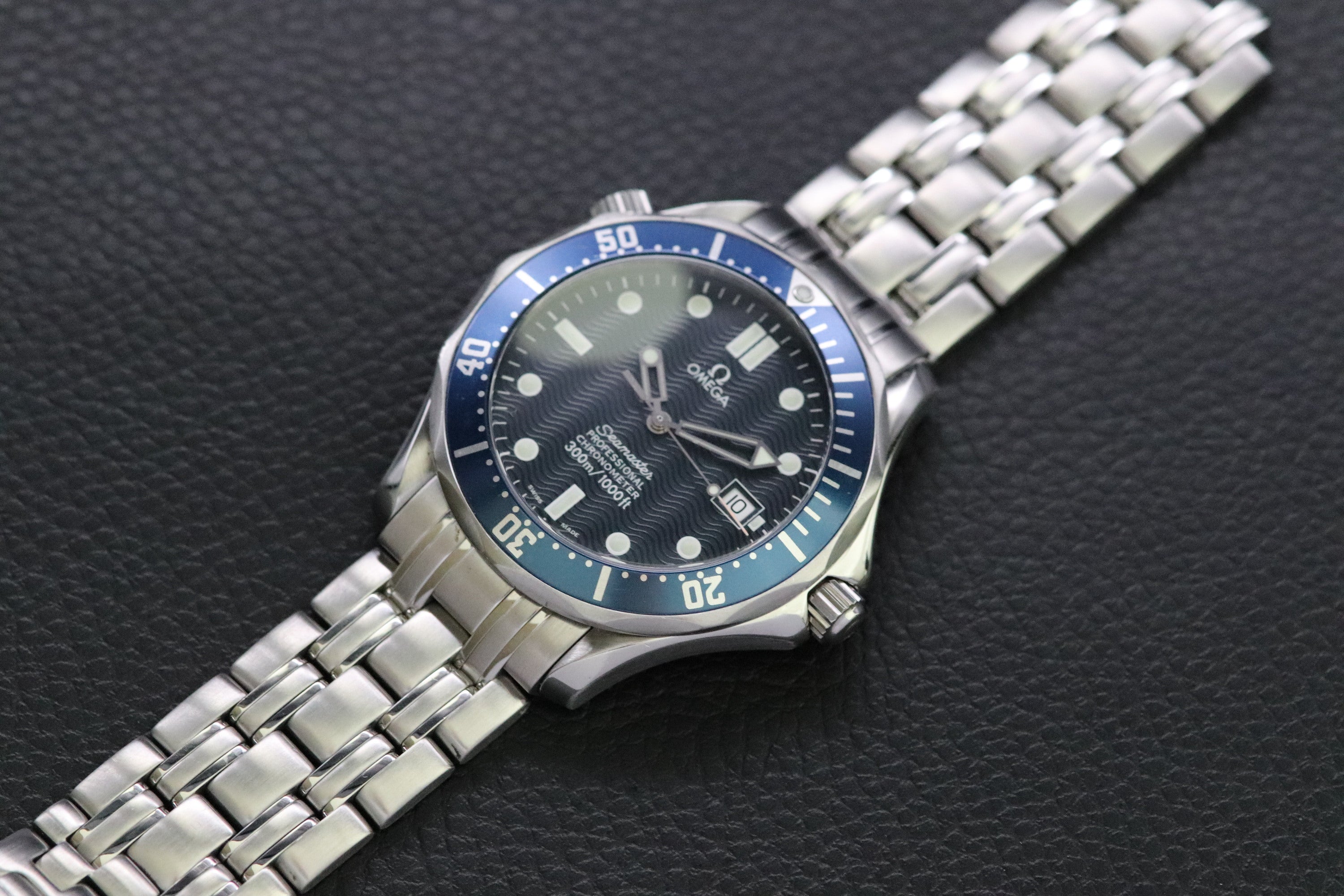 Omega Seamaster James Bond 2531.80 Blue 1999