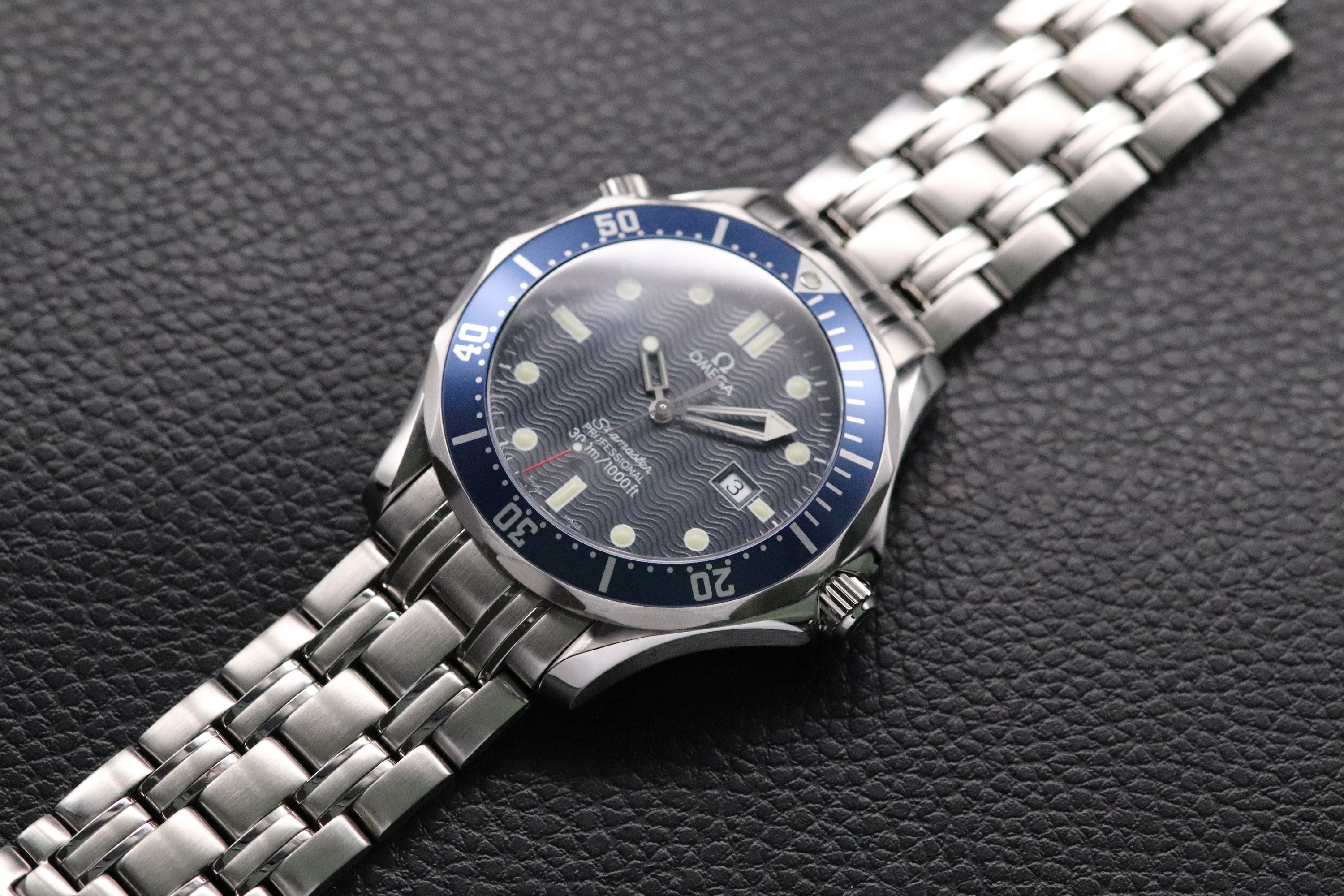 Omega Seamaster James Bond 2541.80 Blue 1998