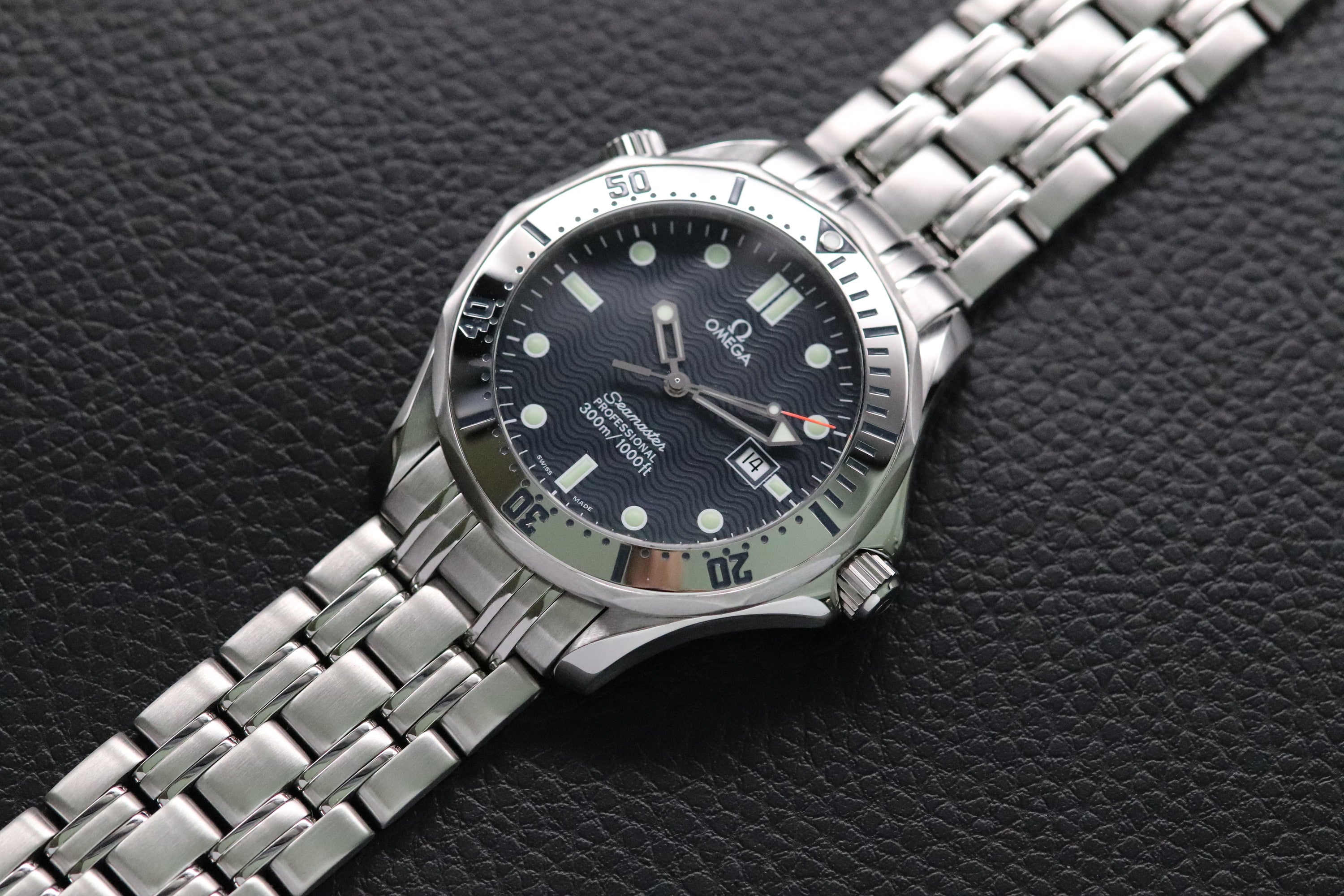 Omega Seamaster 300 2542.80 Blue Dial 1998