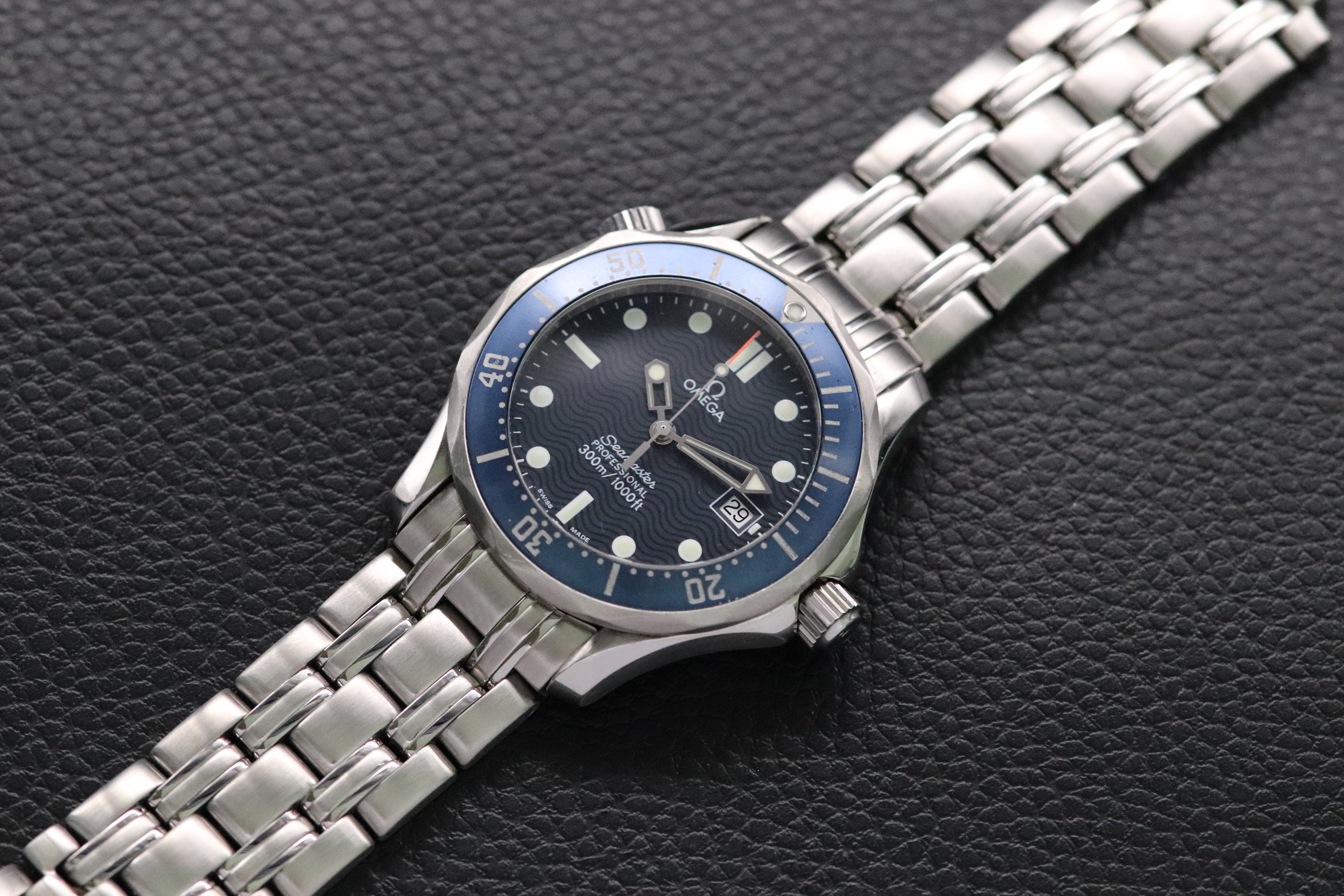 Omega Seamaster 300 2561.80 Blue Dial 1998