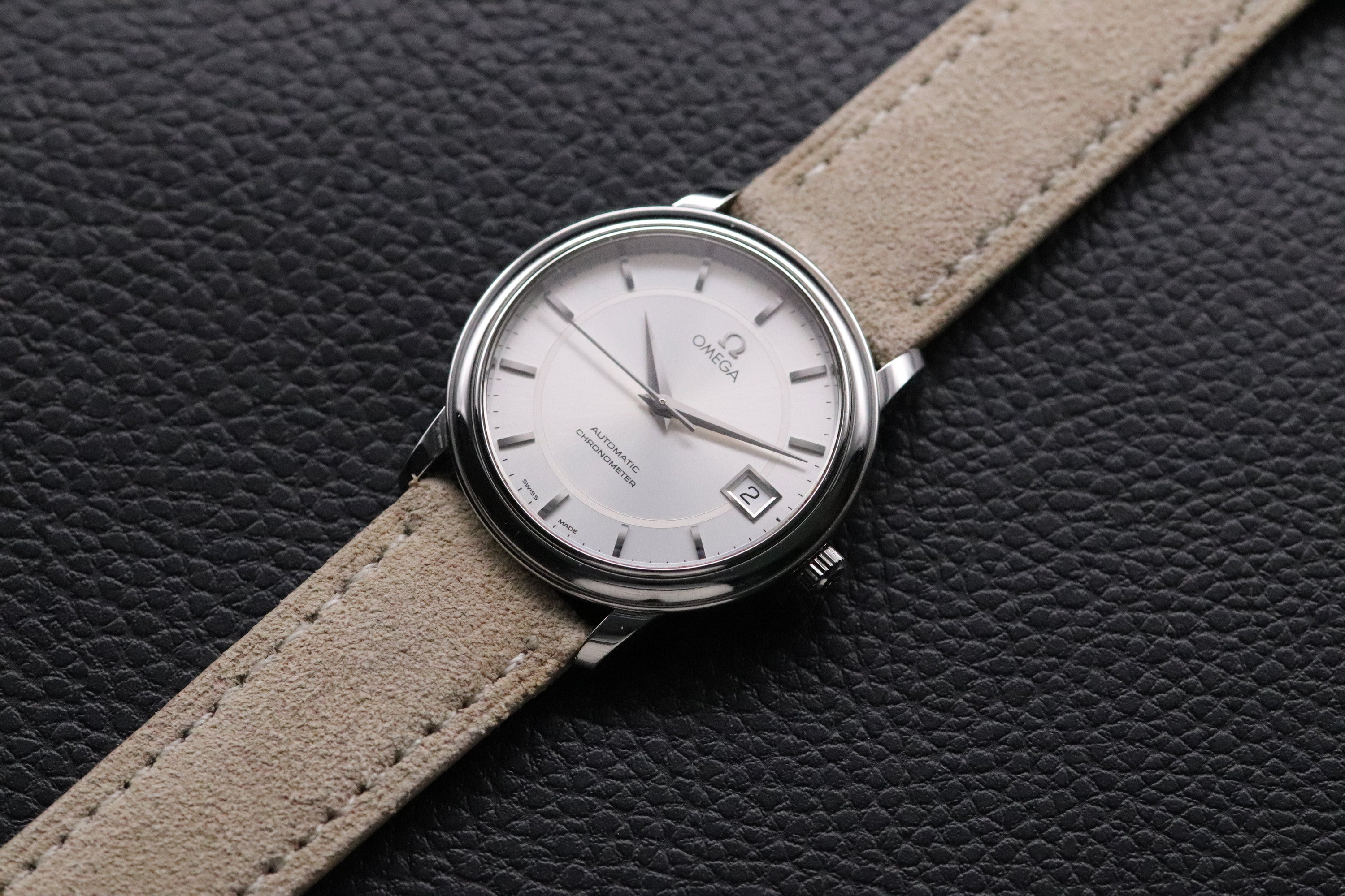 Omega De Ville 4500.31 White Dial 1999